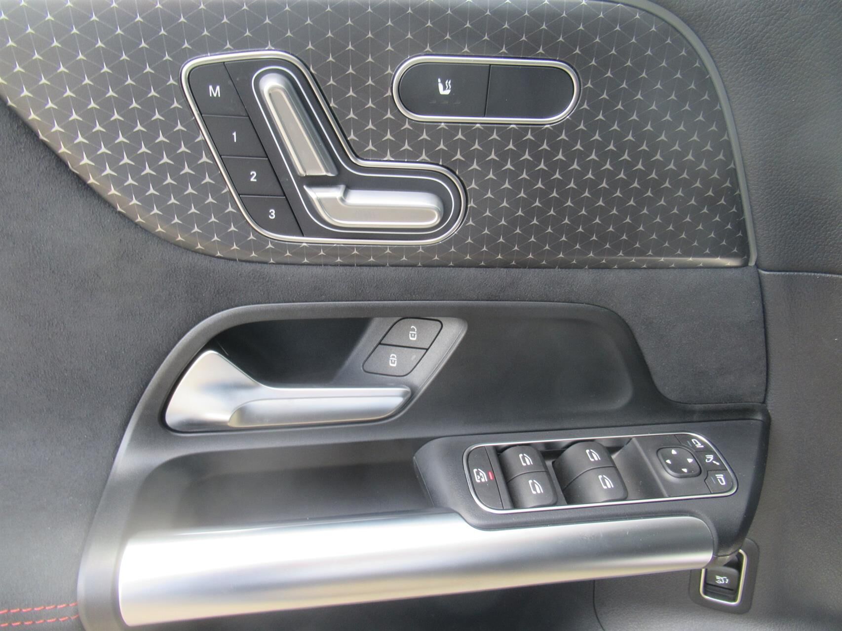 Billede af Mercedes-Benz EQA 250+ EL AMG Premium 190HK 5d Aut.