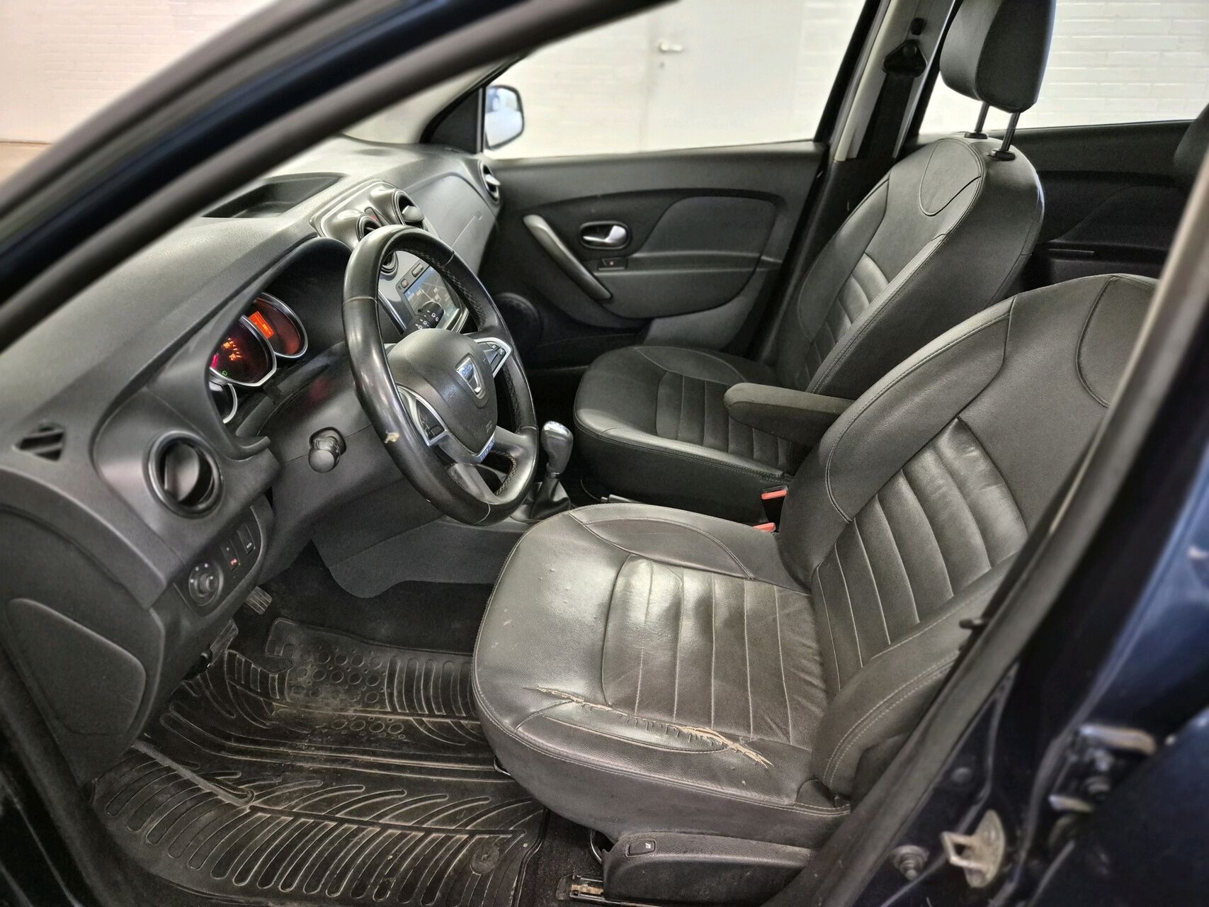Billede af Dacia Sandero 1,5 DCi Stepway Prestige Start/Stop Easy-R 90HK 5d Aut.