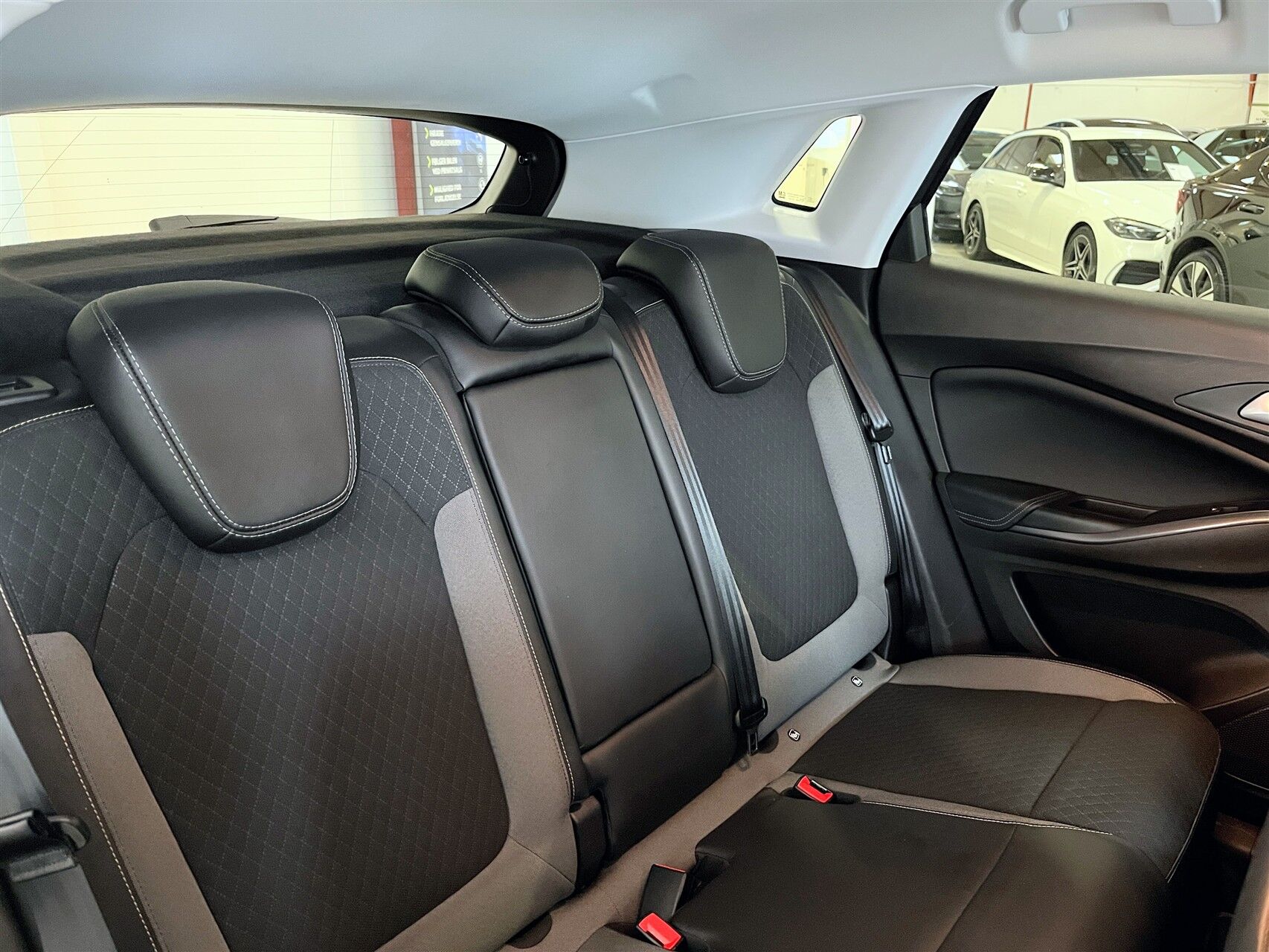 Billede af Opel Grandland X 1,6 PHEV  Plugin-hybrid Ultimate AWD 300HK 5d 8g Aut.