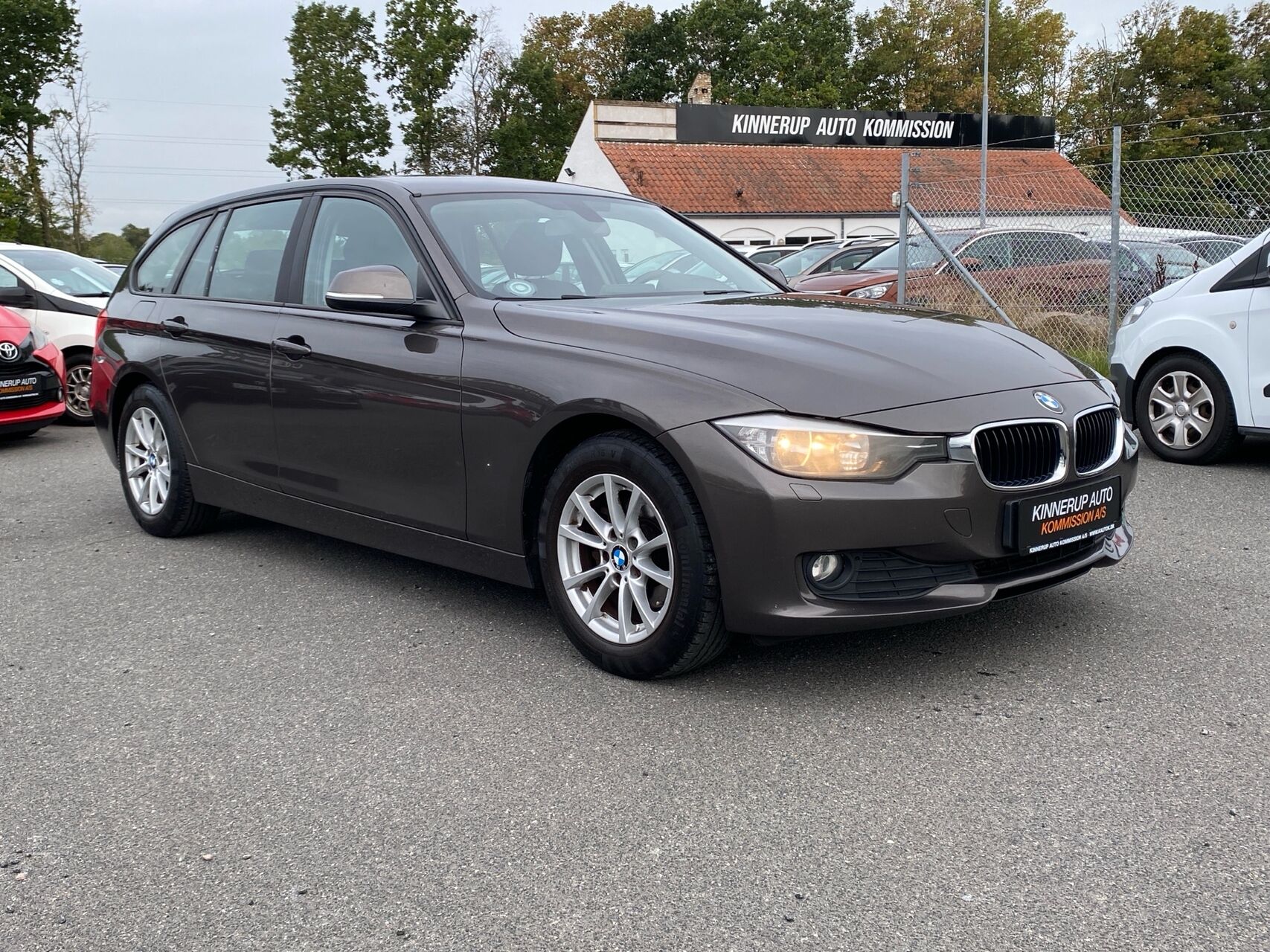 Billede af BMW 318d Touring 2,0 D 143HK Stc 6g