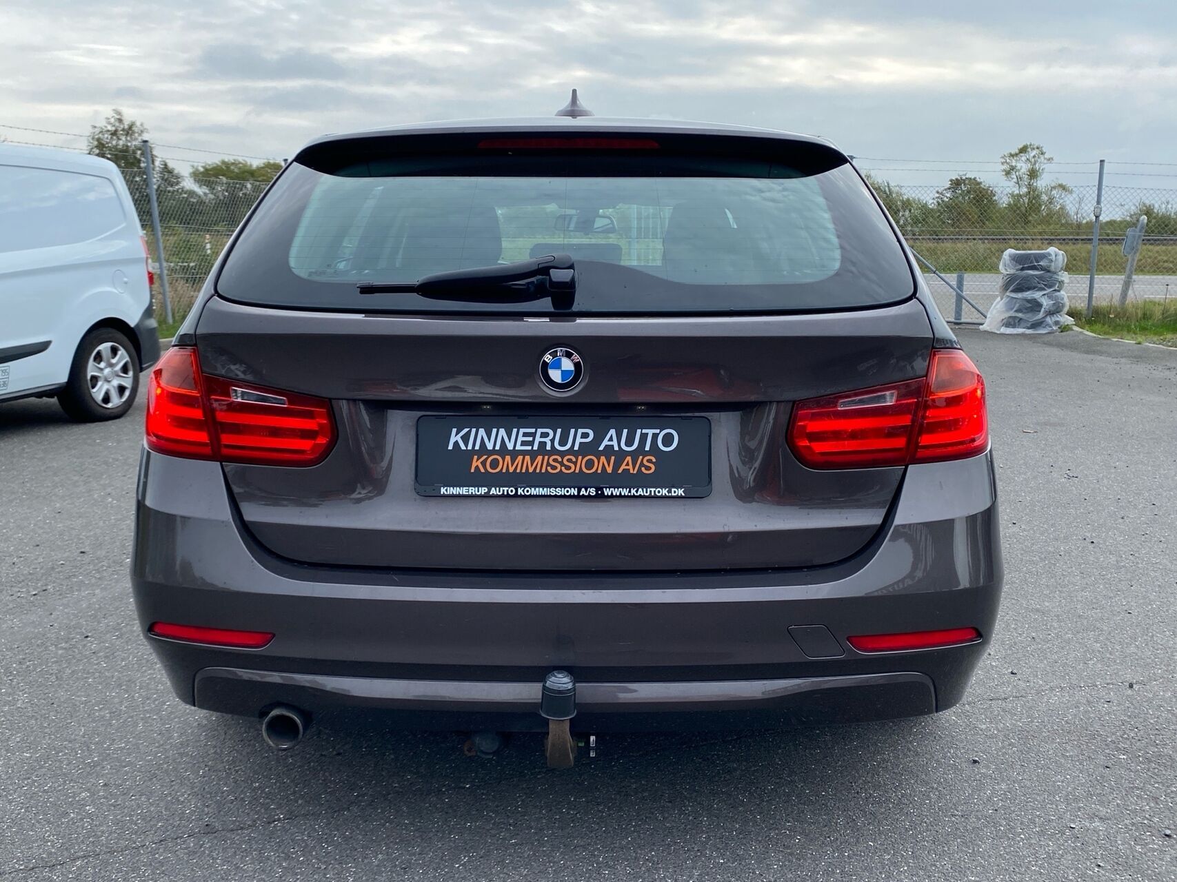 Billede af BMW 318d Touring 2,0 D 143HK Stc 6g