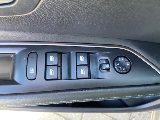Billede af Peugeot 3008 1,6 PureTech  Plugin-hybrid Allure Pack EAT8 225HK 5d 8g Aut.