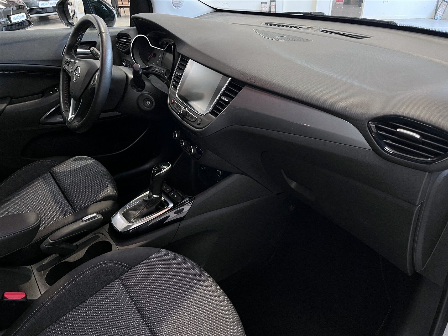 Billede af Opel Crossland 1,2 PureTech Elegance 130HK 5d 6g Aut.