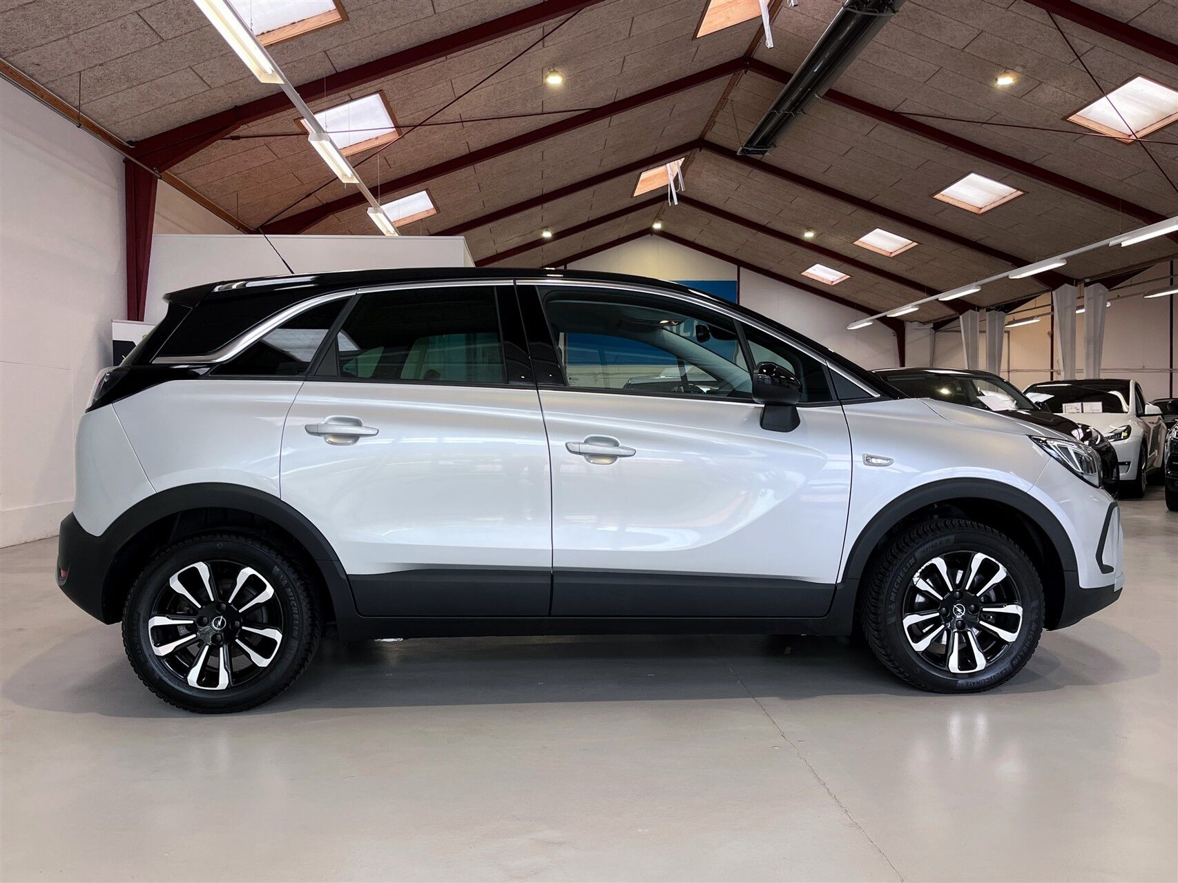 Billede af Opel Crossland 1,2 PureTech Elegance 130HK 5d 6g Aut.