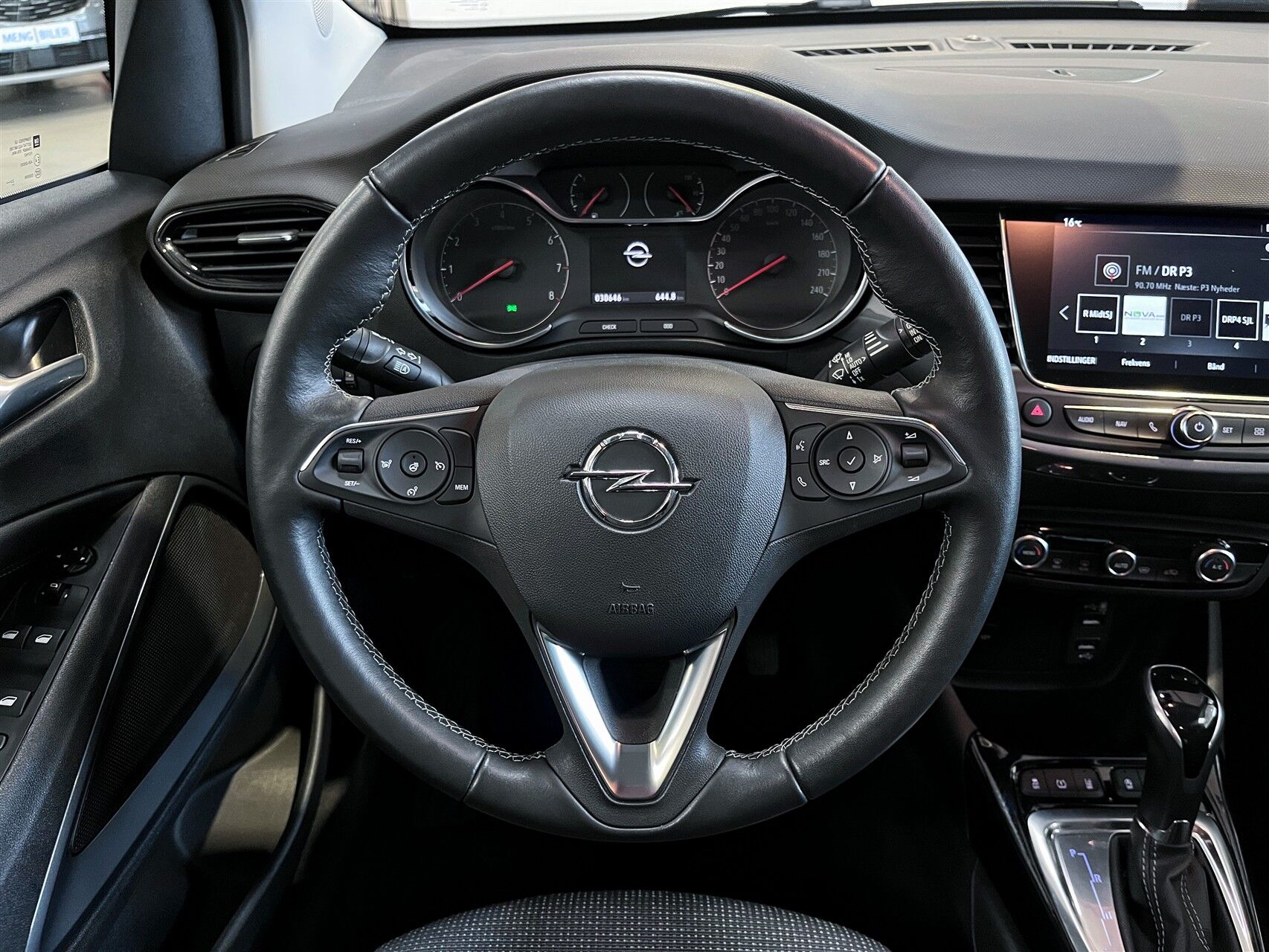 Billede af Opel Crossland 1,2 PureTech Elegance 130HK 5d 6g Aut.