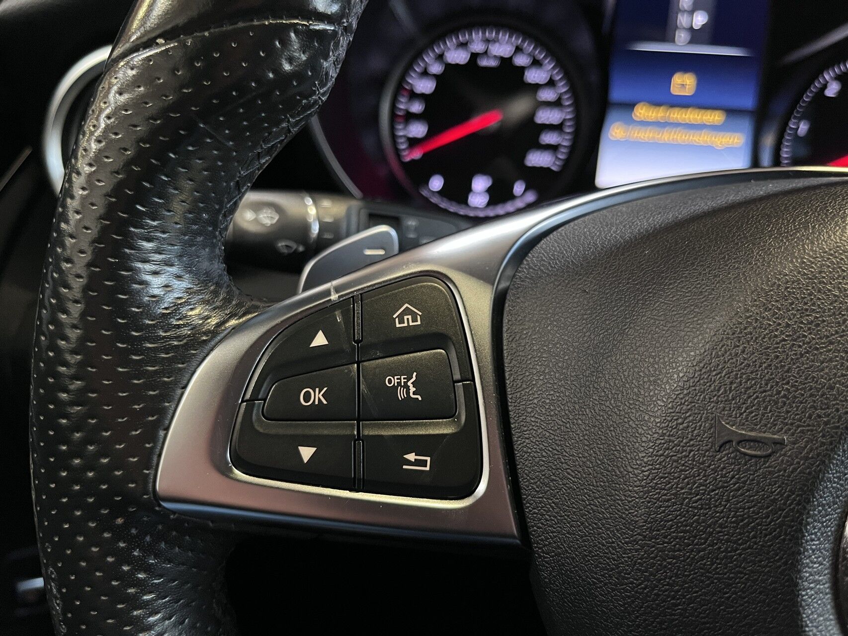 Billede af Mercedes-Benz GLC220 d 2,1 D AMG Line 4Matic 9G-Tronic 170HK 5d 9g Aut.