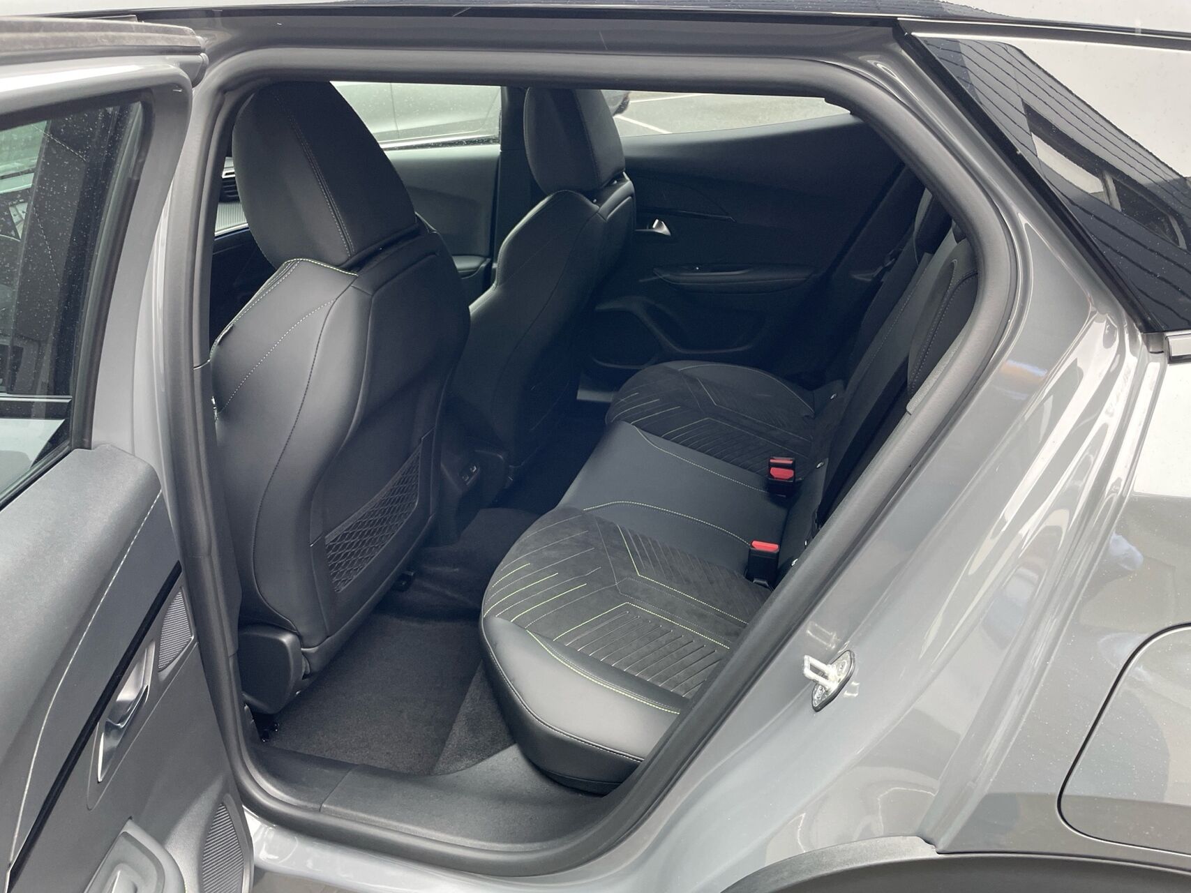 Billede af Peugeot e-2008 EL GT 156HK 5d Aut.