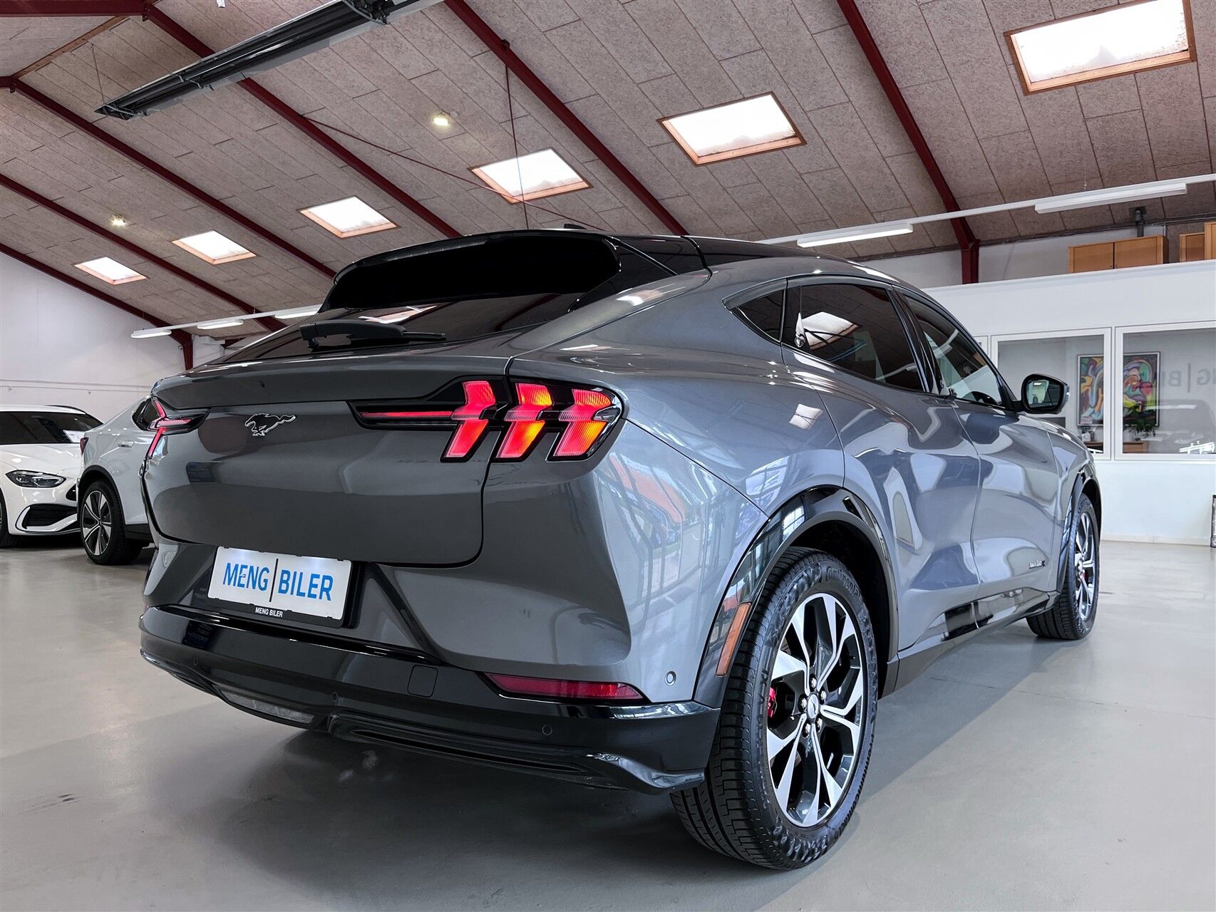 Billede af Ford Mustang Mach-E EL UR Premium 294HK 5d Aut.