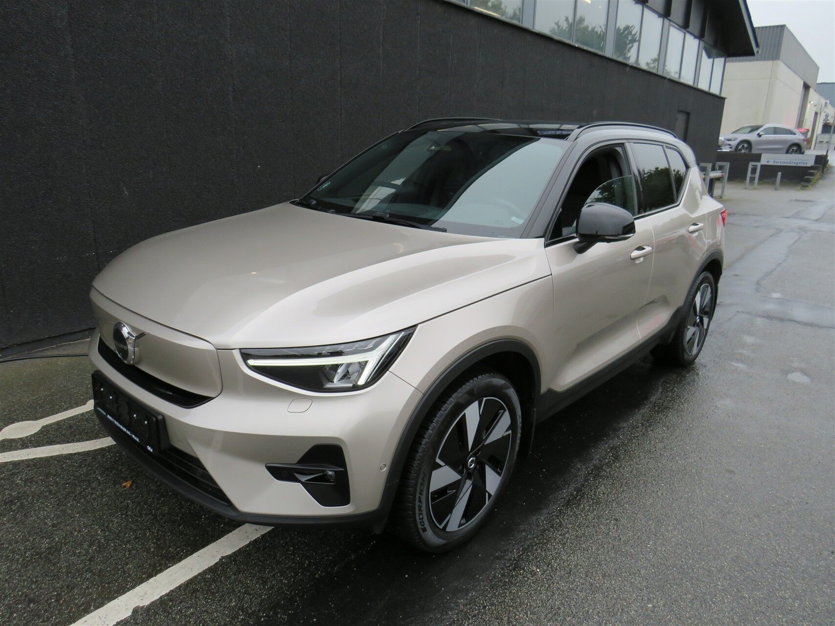 Billede af Volvo XC40 Recharge Extended Range Ultimate 252HK 5d Aut.