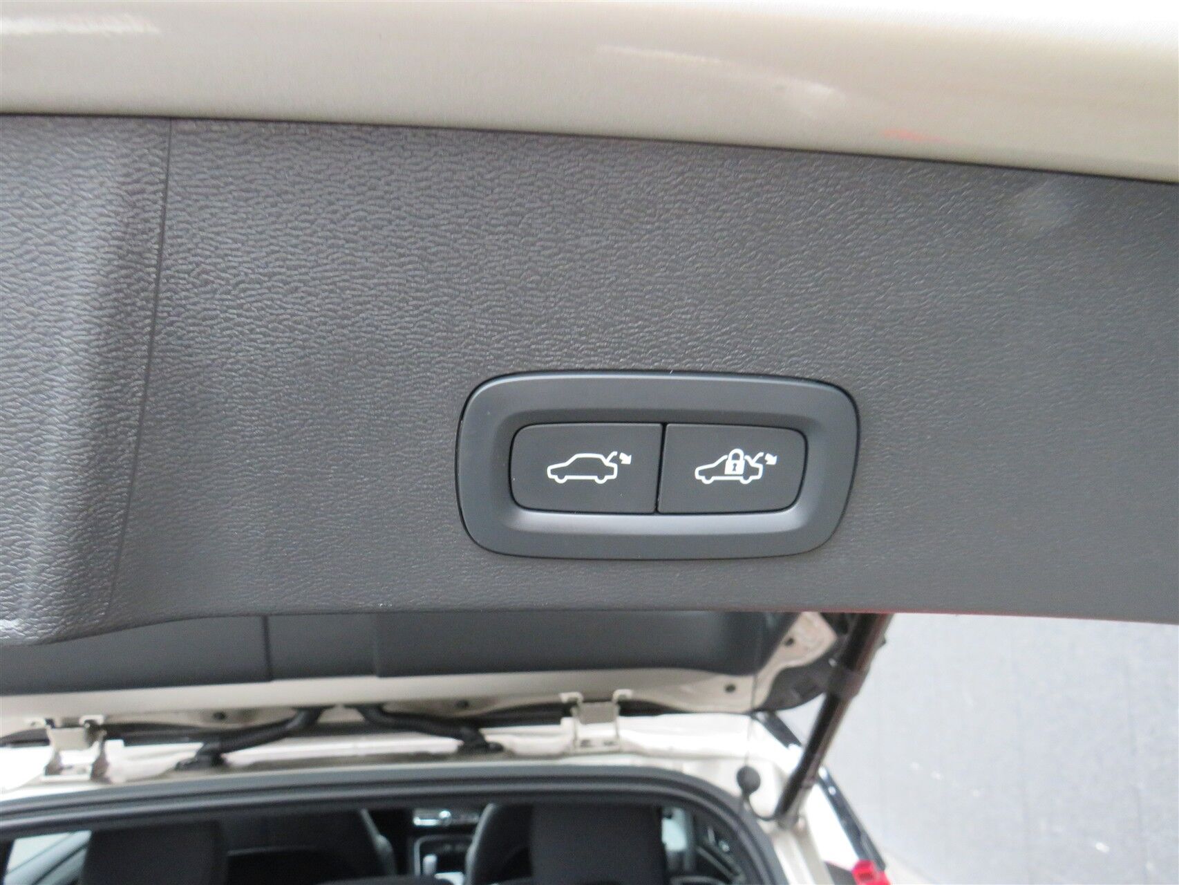 Billede af Volvo XC40 Recharge Extended Range Ultimate 252HK 5d Aut.