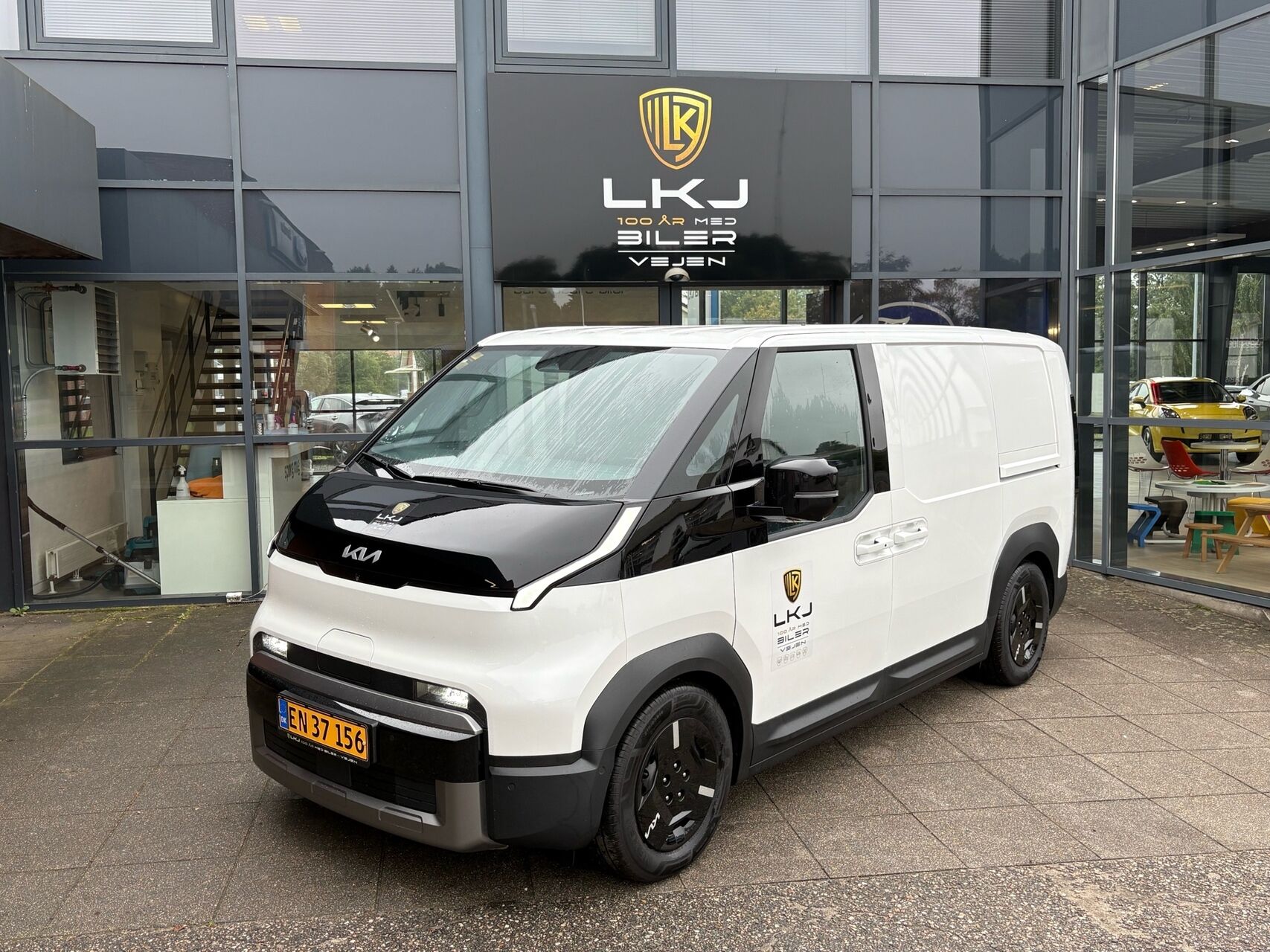 Billede af Kia PV5 Cargo L2H1 Long Range Work Pro 163HK Van Aut.