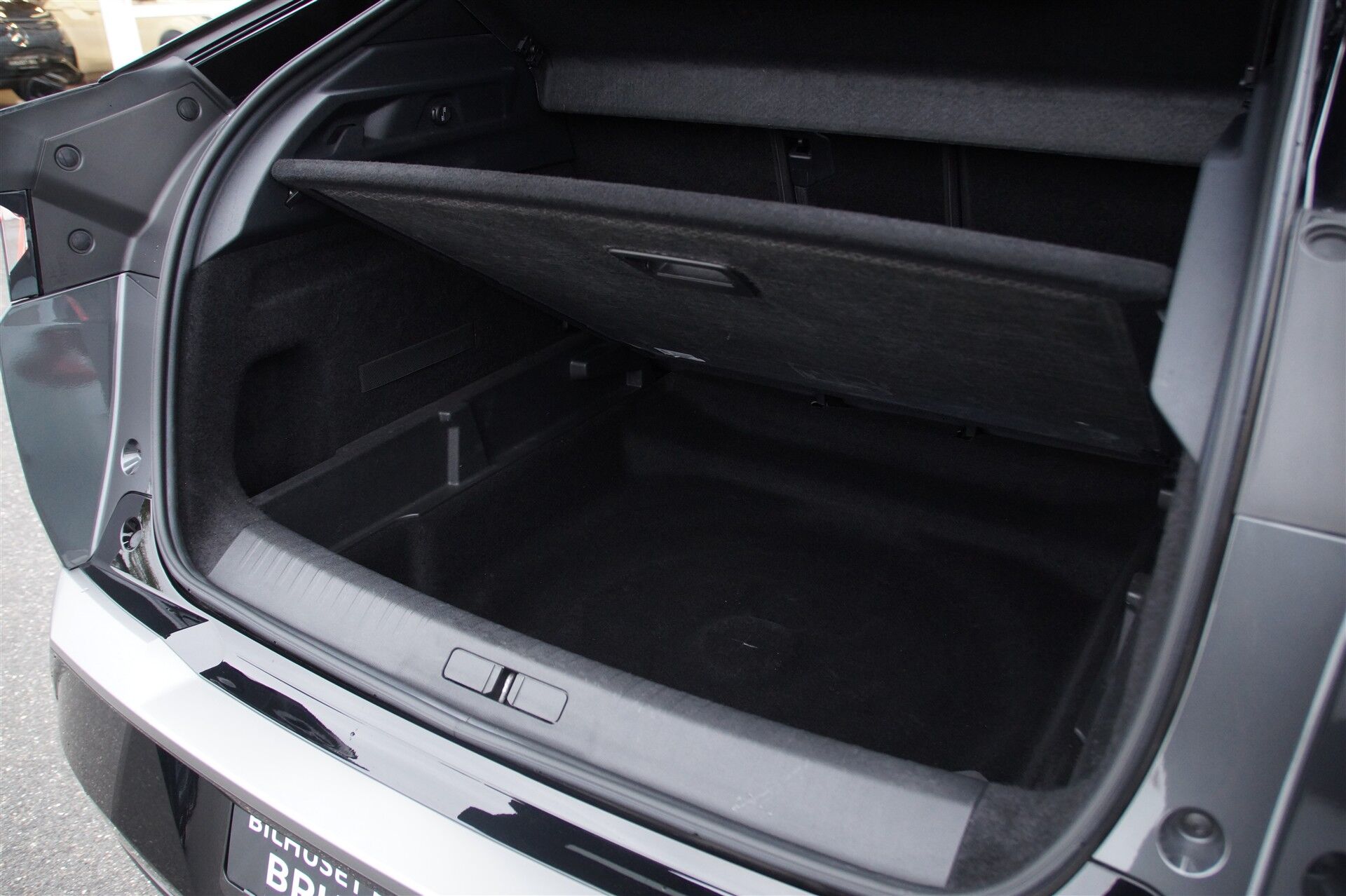 Billede af Peugeot e-3008 EL GT Pack 210HK 5d Aut.