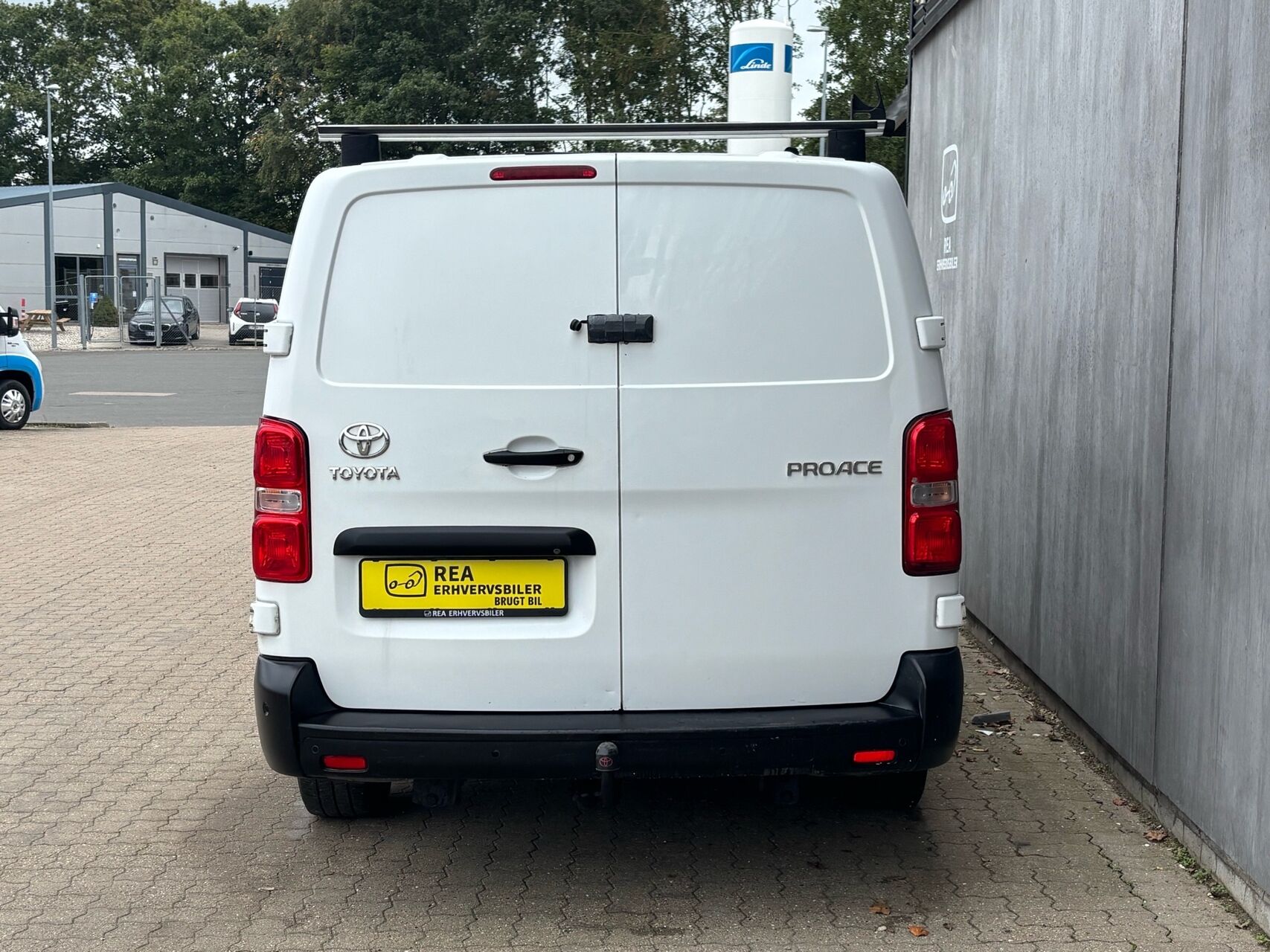 Billede af Toyota Proace Long 2,0 D Comfort Navi 120HK Van 6g