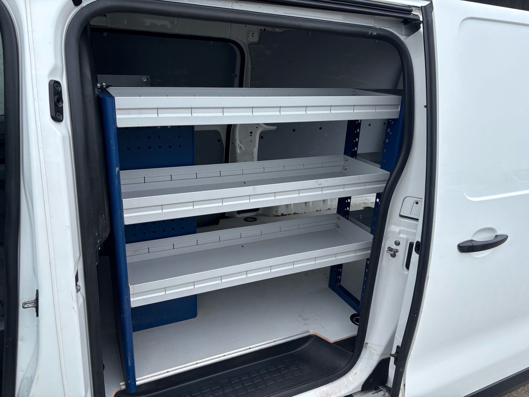 Billede af Toyota Proace Long 2,0 D Comfort Navi 120HK Van 6g