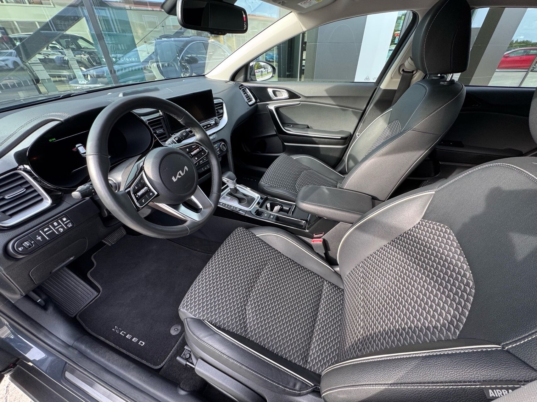 Billede af Kia XCeed 1,6 GDI  Plugin-hybrid Upgrade DCT 141HK 5d 6g Aut.