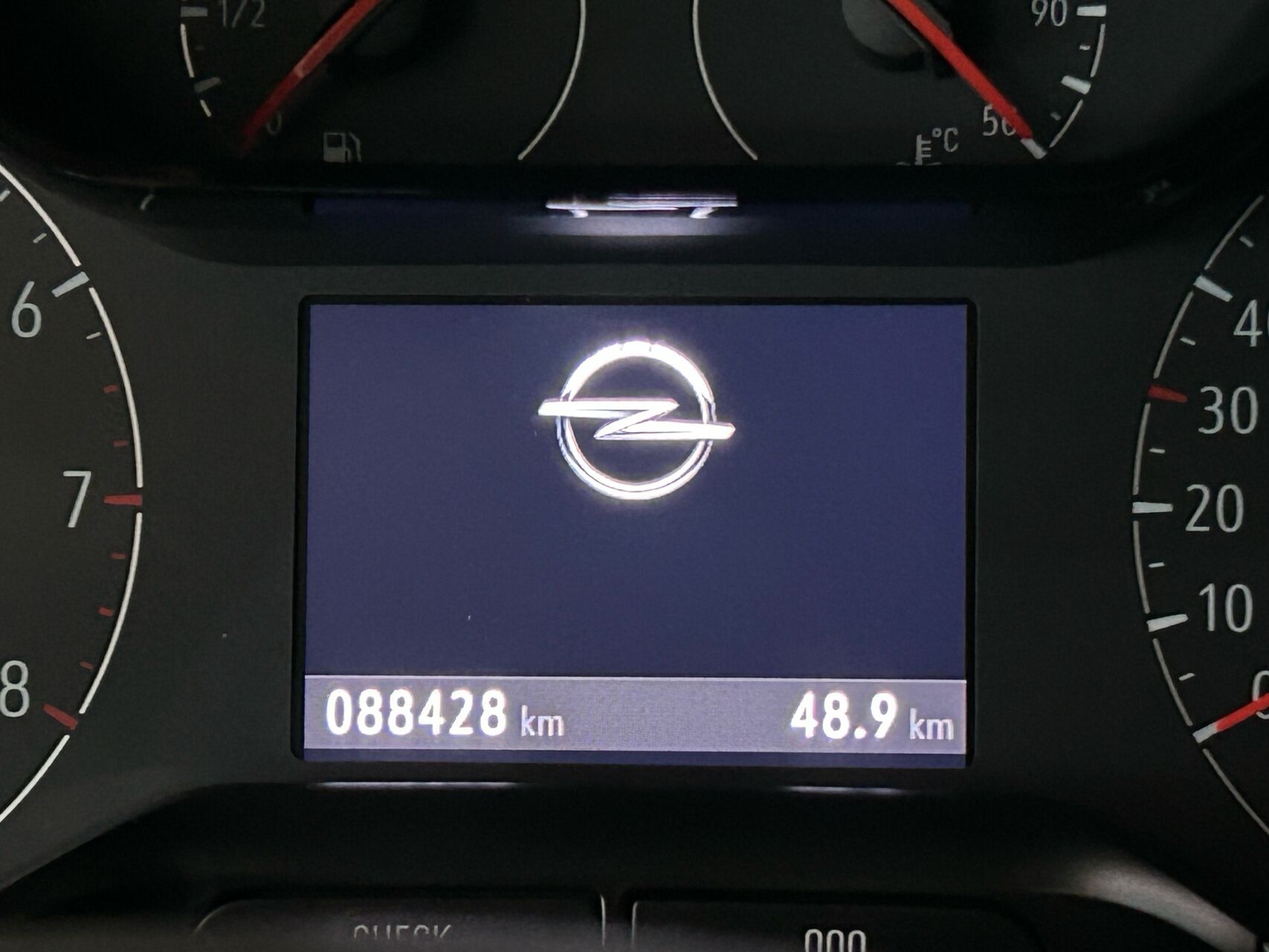 Billede af Opel Crossland 1,2 PureTech GS-Line 130HK 5d 6g Aut.