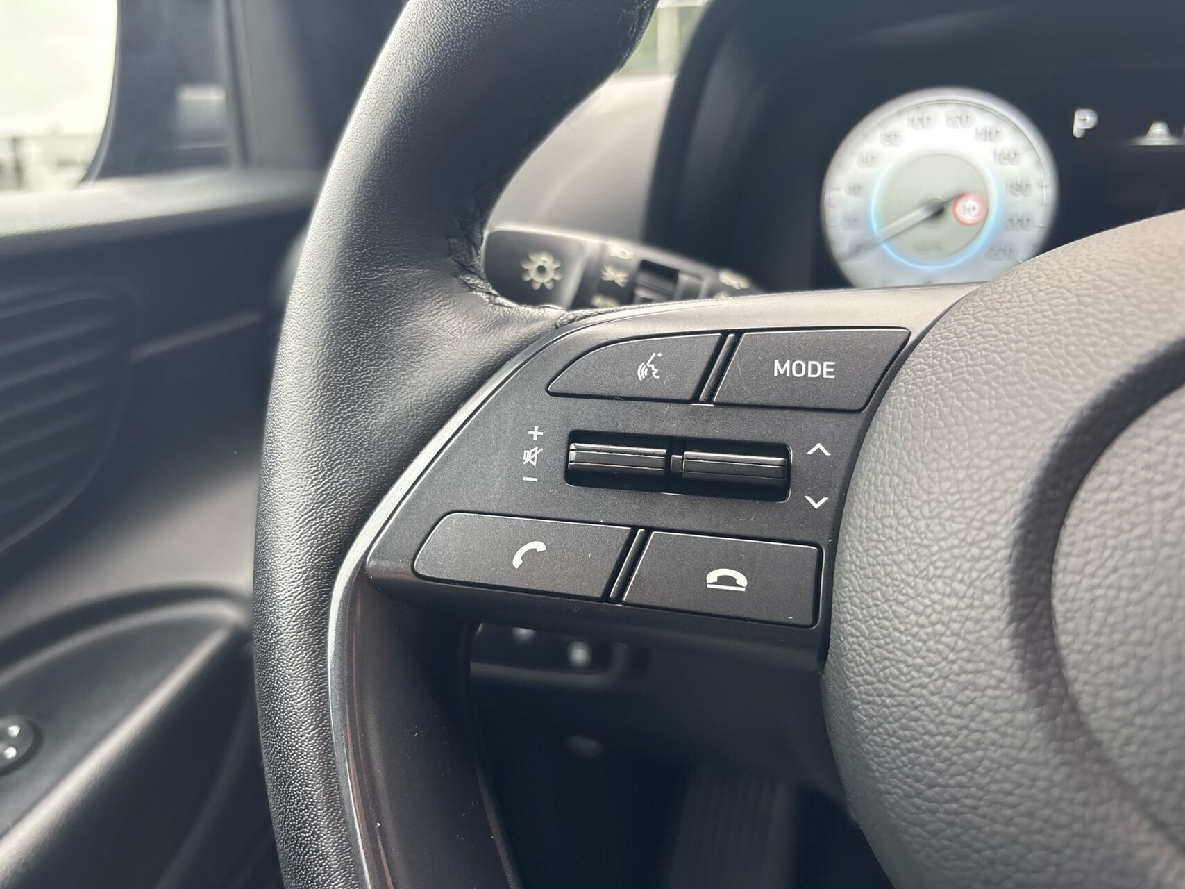 Billede af Hyundai i20 1,0 T-GDI Essential Komfort DCT 100HK 5d 7g Aut.