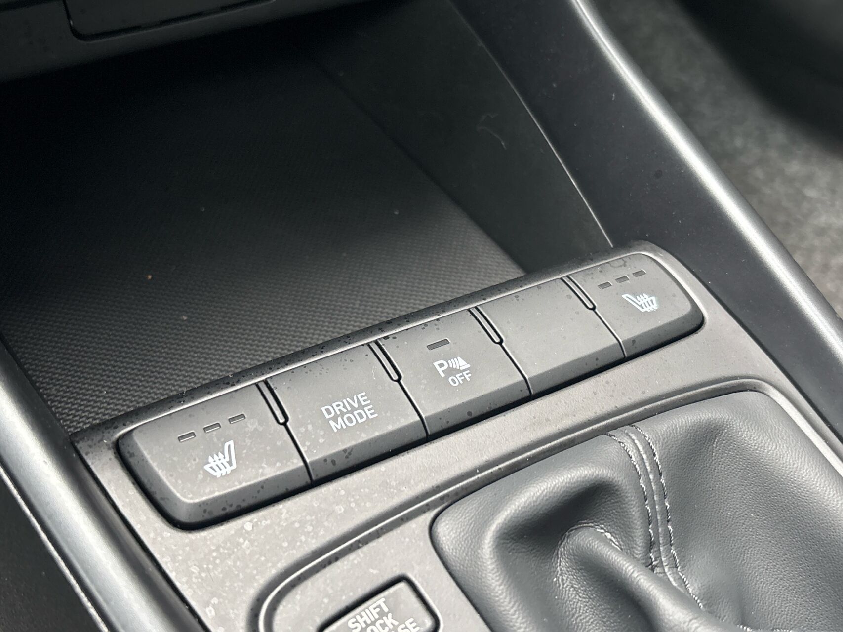 Billede af Hyundai i20 1,0 T-GDI Essential Komfort DCT 100HK 5d 7g Aut.