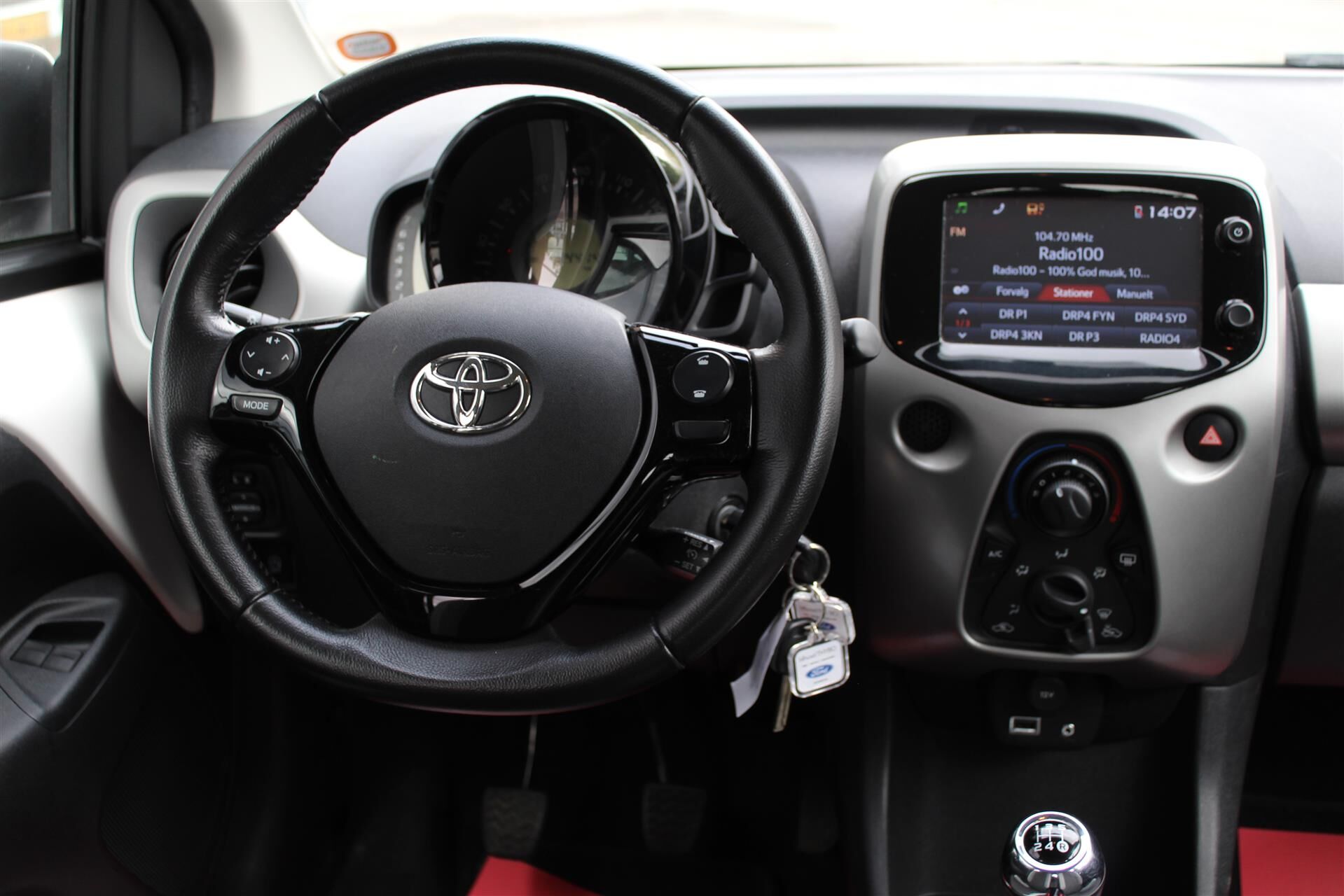 Billede af Toyota Aygo 1,0 VVT-I X-Play + X-Touch 69HK 5d