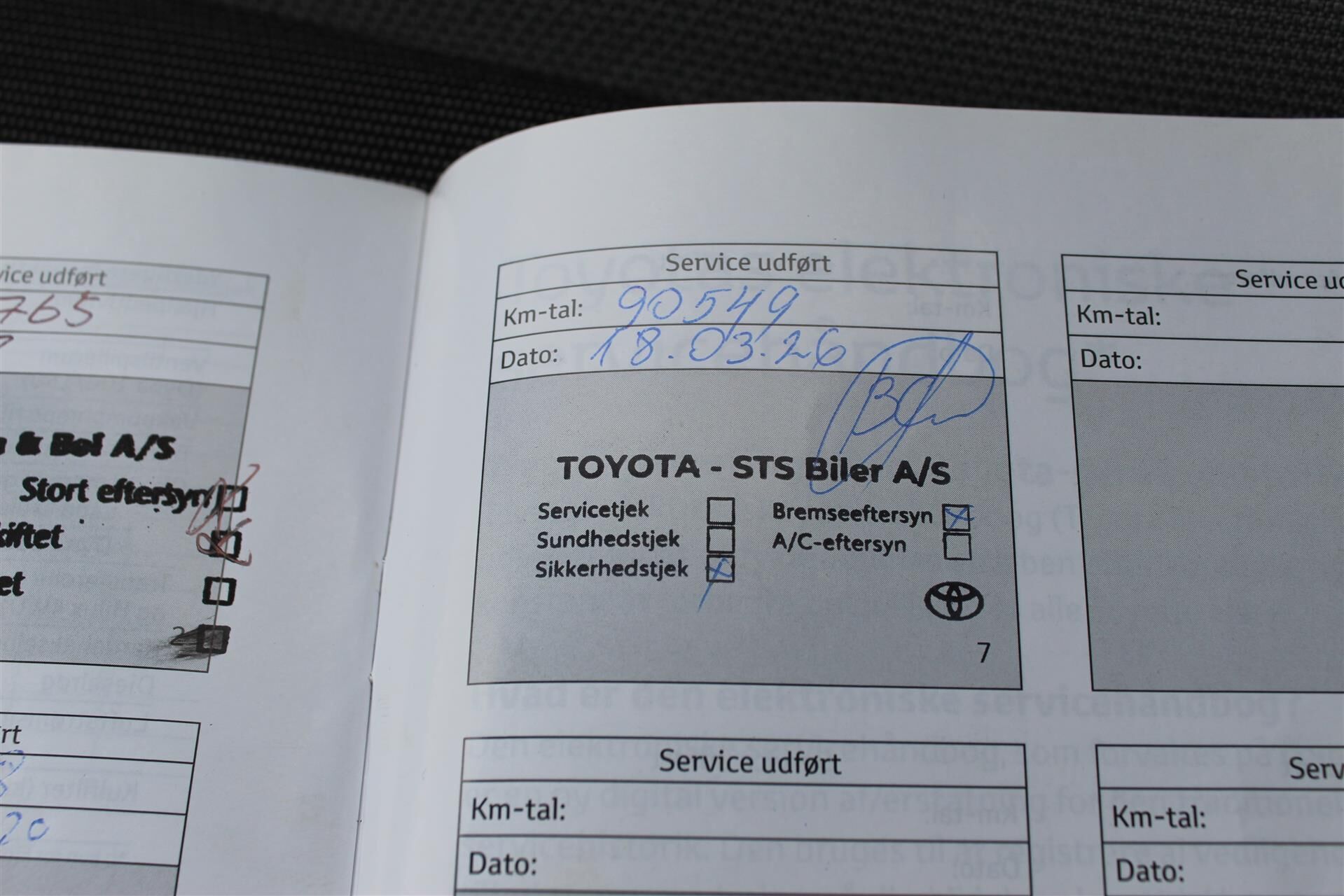 Billede af Toyota Aygo 1,0 VVT-I X-Play + X-Touch 69HK 5d
