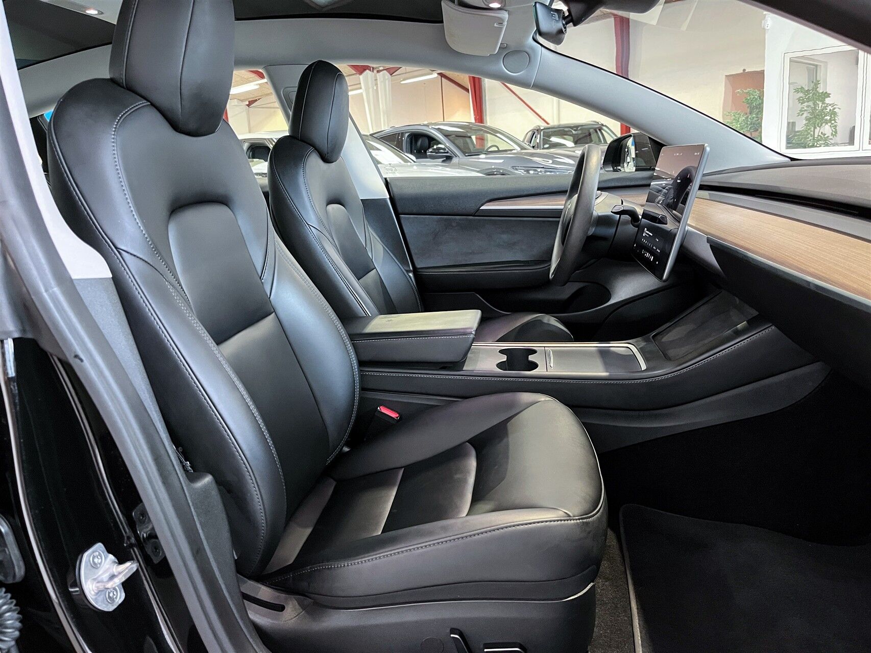 Billede af Tesla Model 3 EL Standard Range 283HK Aut.