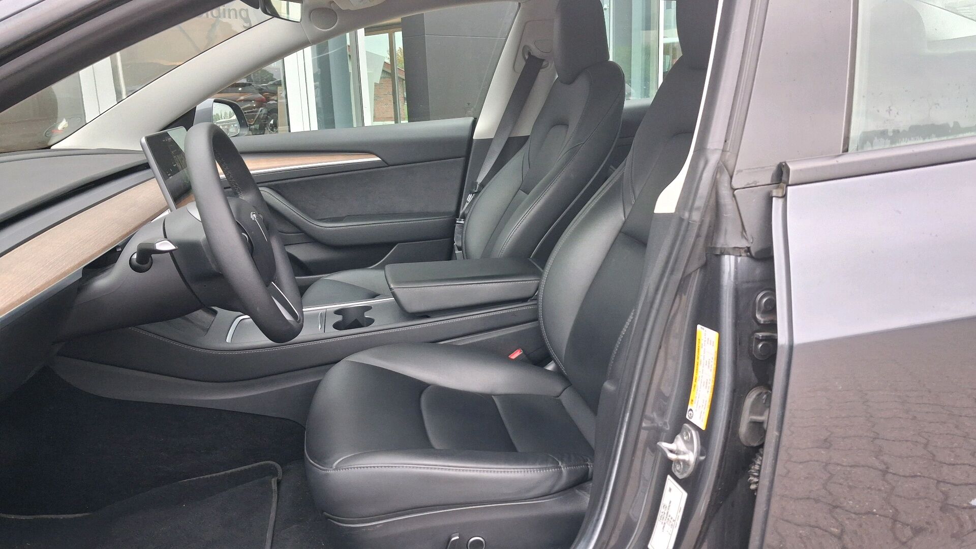 Billede af Tesla Model 3 EL Standard Range Plus 325HK Aut.