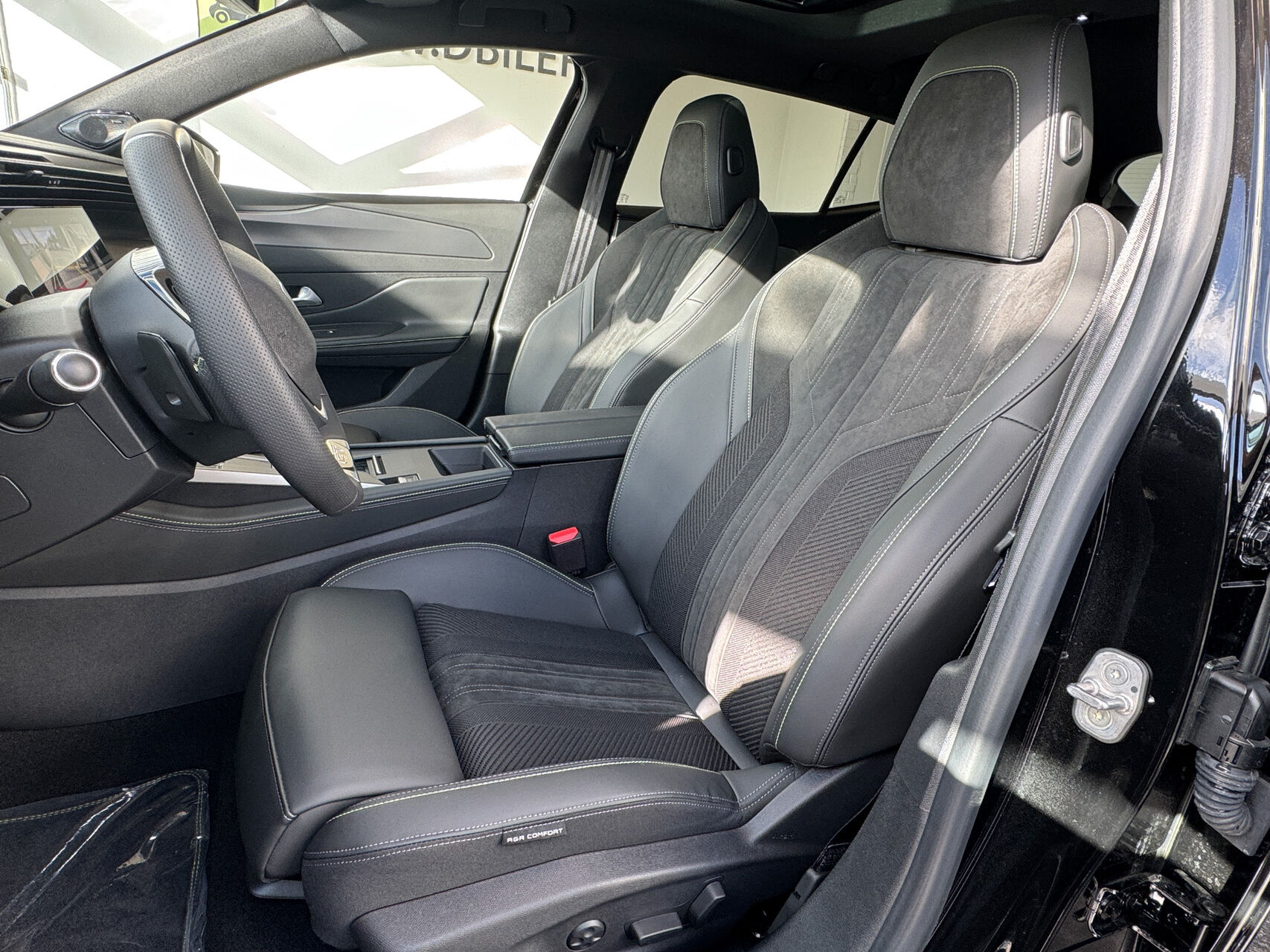 Billede af Peugeot e-408 EL 210HK 5d Aut.