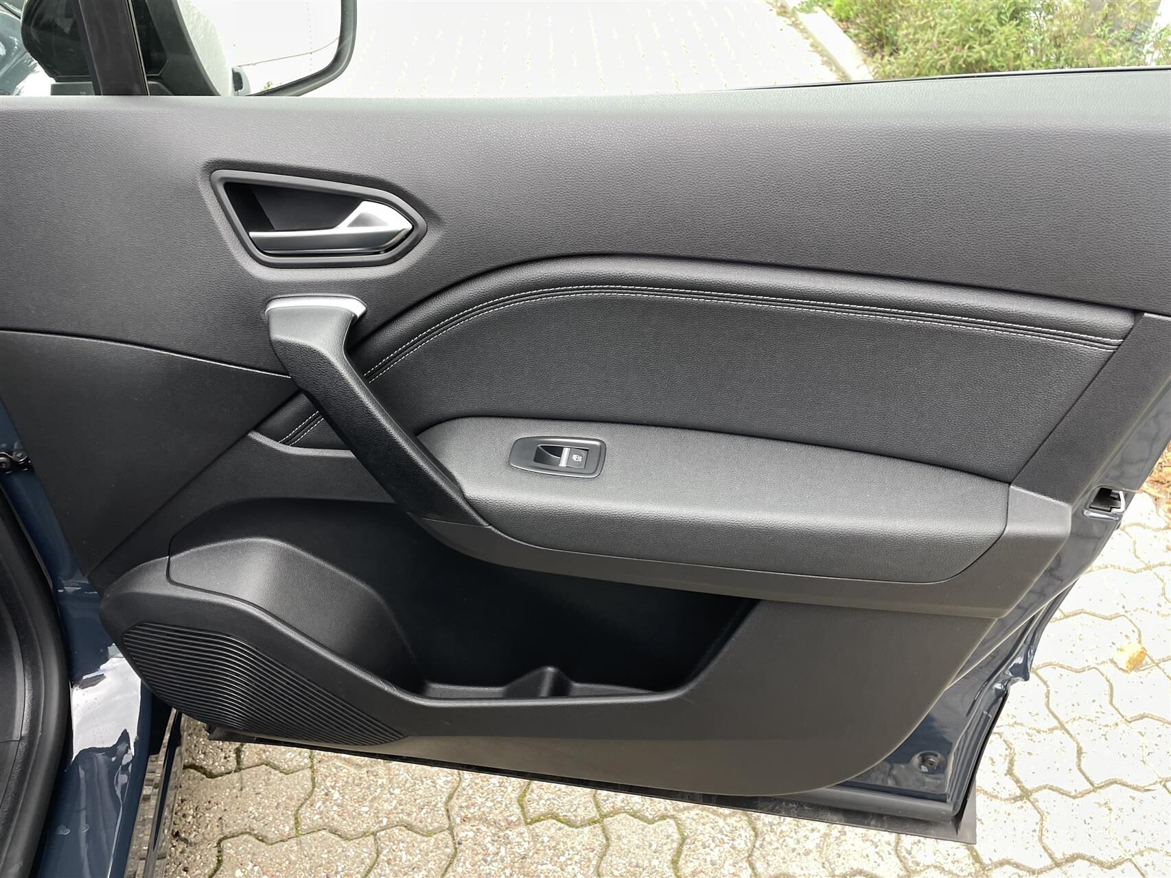 Billede af Renault Captur 1,3 TCE  Mild hybrid Techno EDC 140HK 5d 7g Aut.