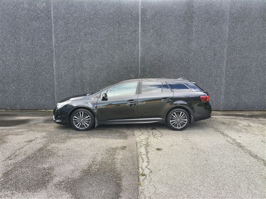 Toyota Avensis Touring Sports 2,0 D-4D T2 Premium 143HK Stc 6g