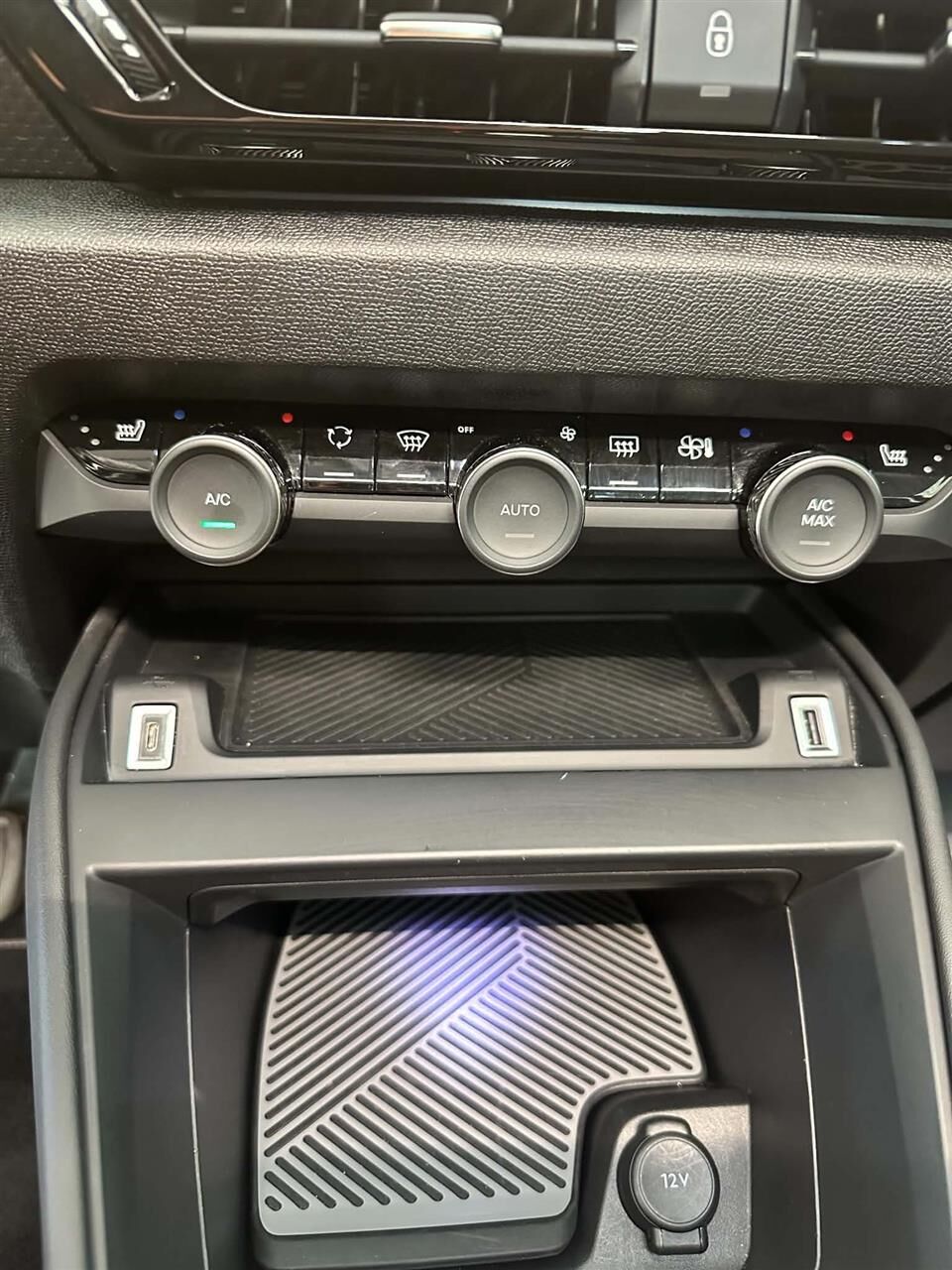 Billede af Citroën e-C4 EL Shine Sport 136HK 5d Aut.