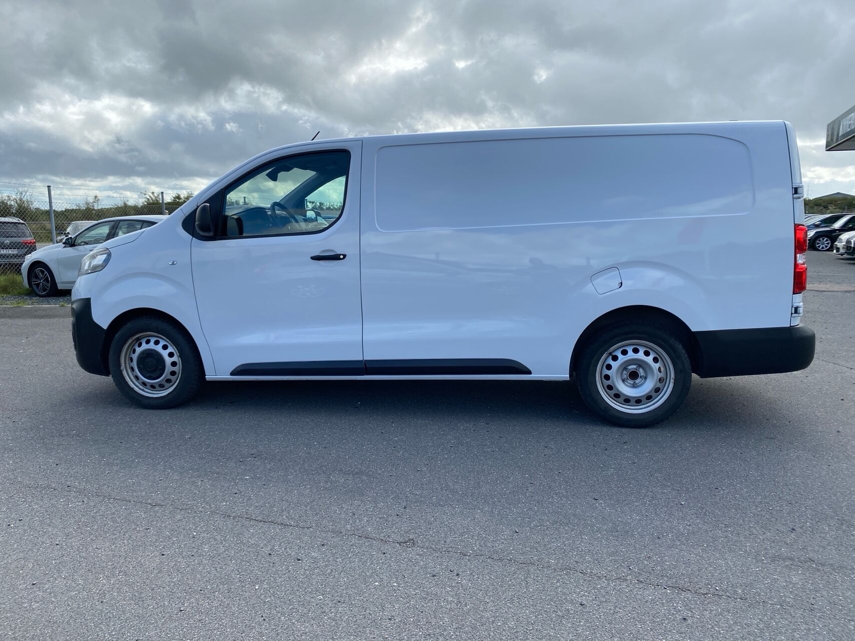 Billede af Fiat Scudo L3 2,0 BlueHDI Lounge 145HK Van 8g Aut.