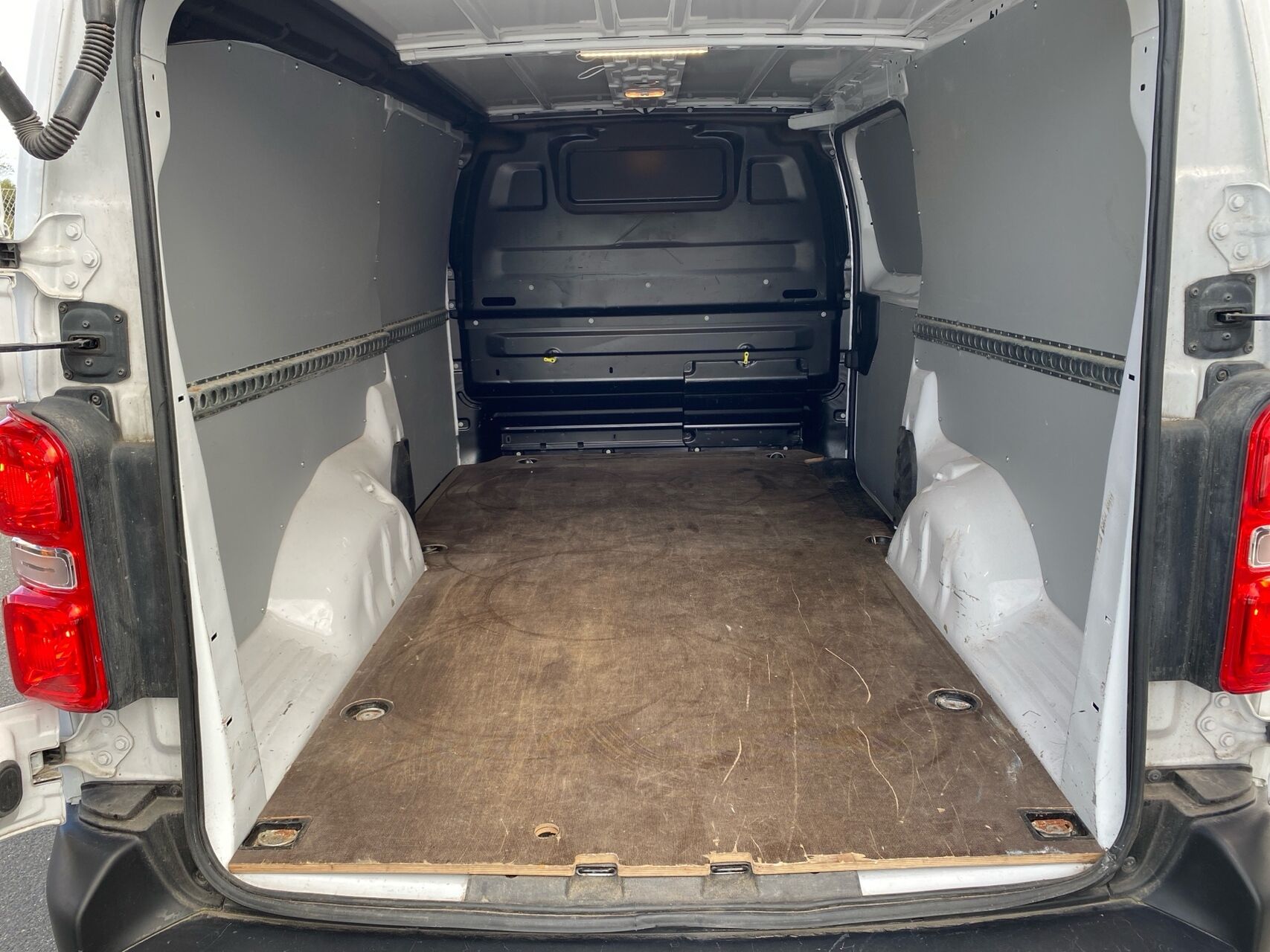 Billede af Fiat Scudo L3 2,0 BlueHDI Lounge 145HK Van 8g Aut.