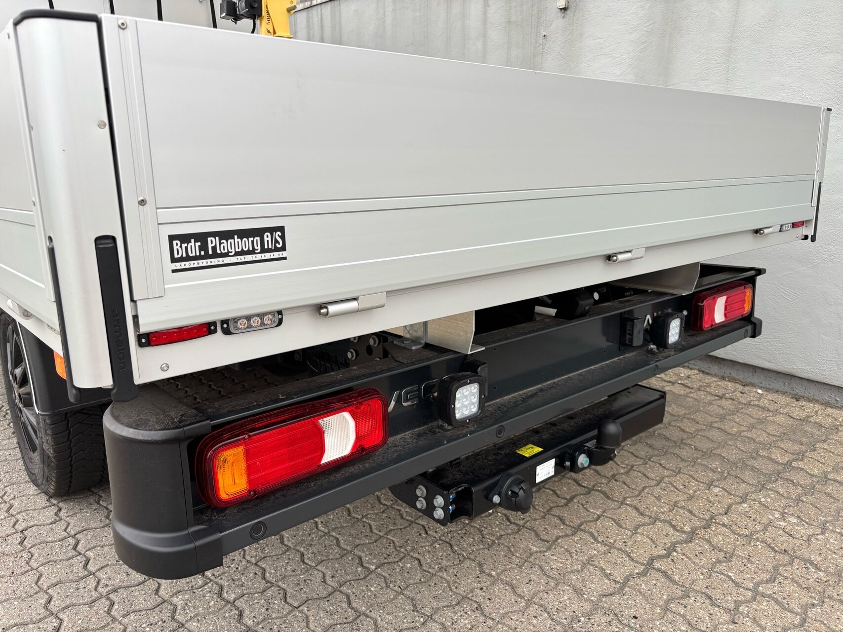 Billede af Iveco Daily 35S18 4200mm 3,0 D 180HK Ladv./Chas. 8g Aut.