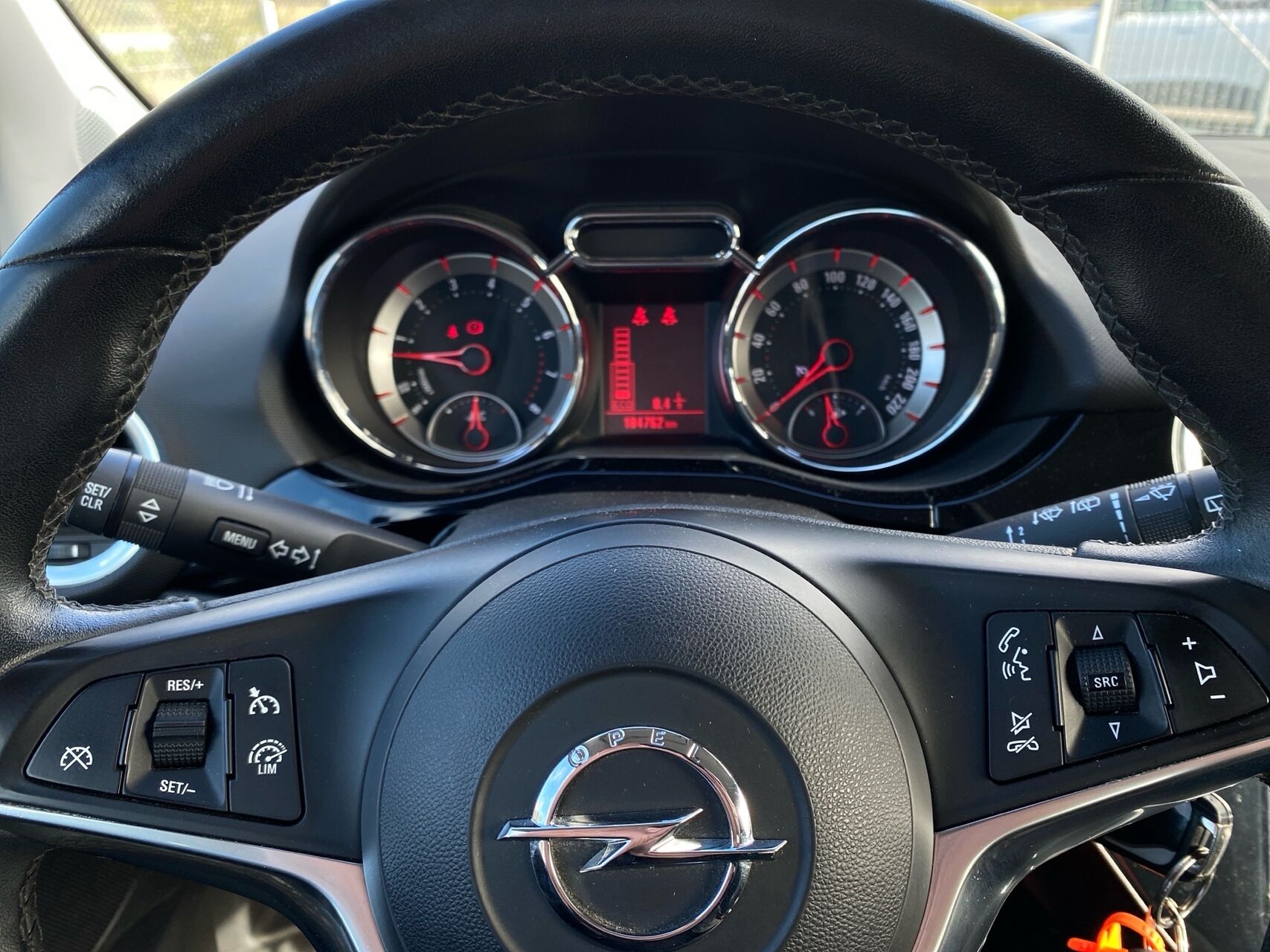 Billede af Opel Adam 1,4 SLAM 100HK 3d