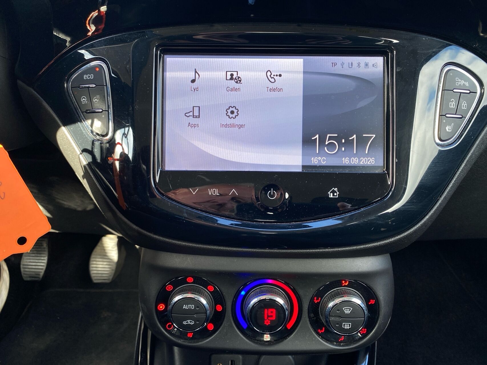 Billede af Opel Adam 1,4 SLAM 100HK 3d