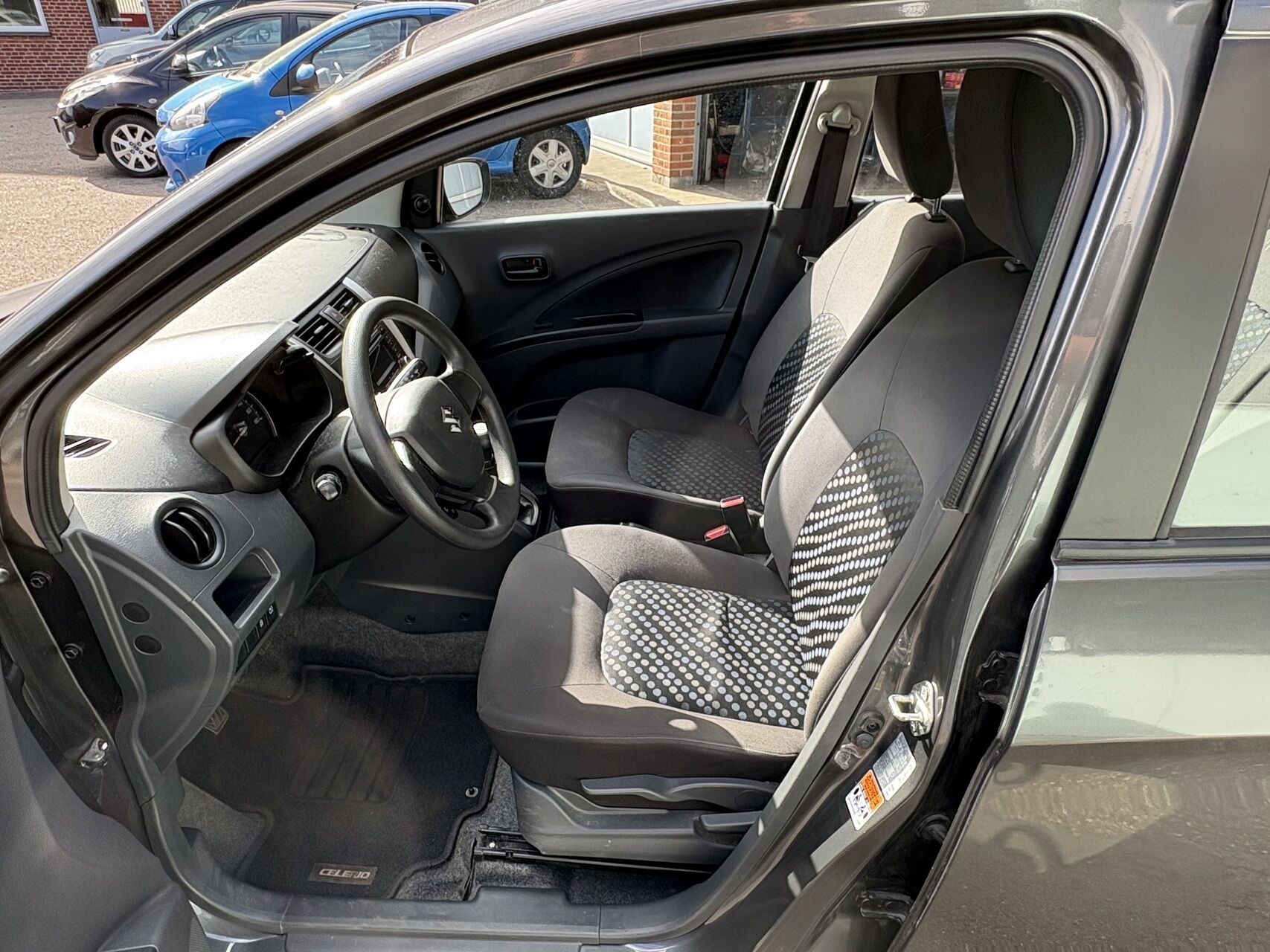 Billede af Suzuki Celerio 1,0 Dualjet 12V Club 68HK 5d
