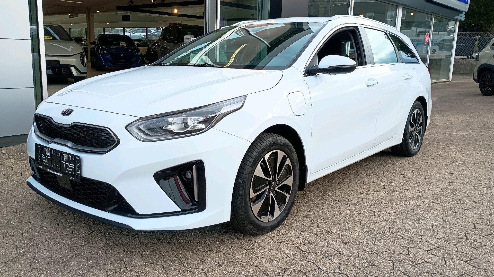 Billede af Kia Ceed SW 1,6 GDI PHEV  Plugin-hybrid Prestige DCT 141HK Stc 6g Aut.