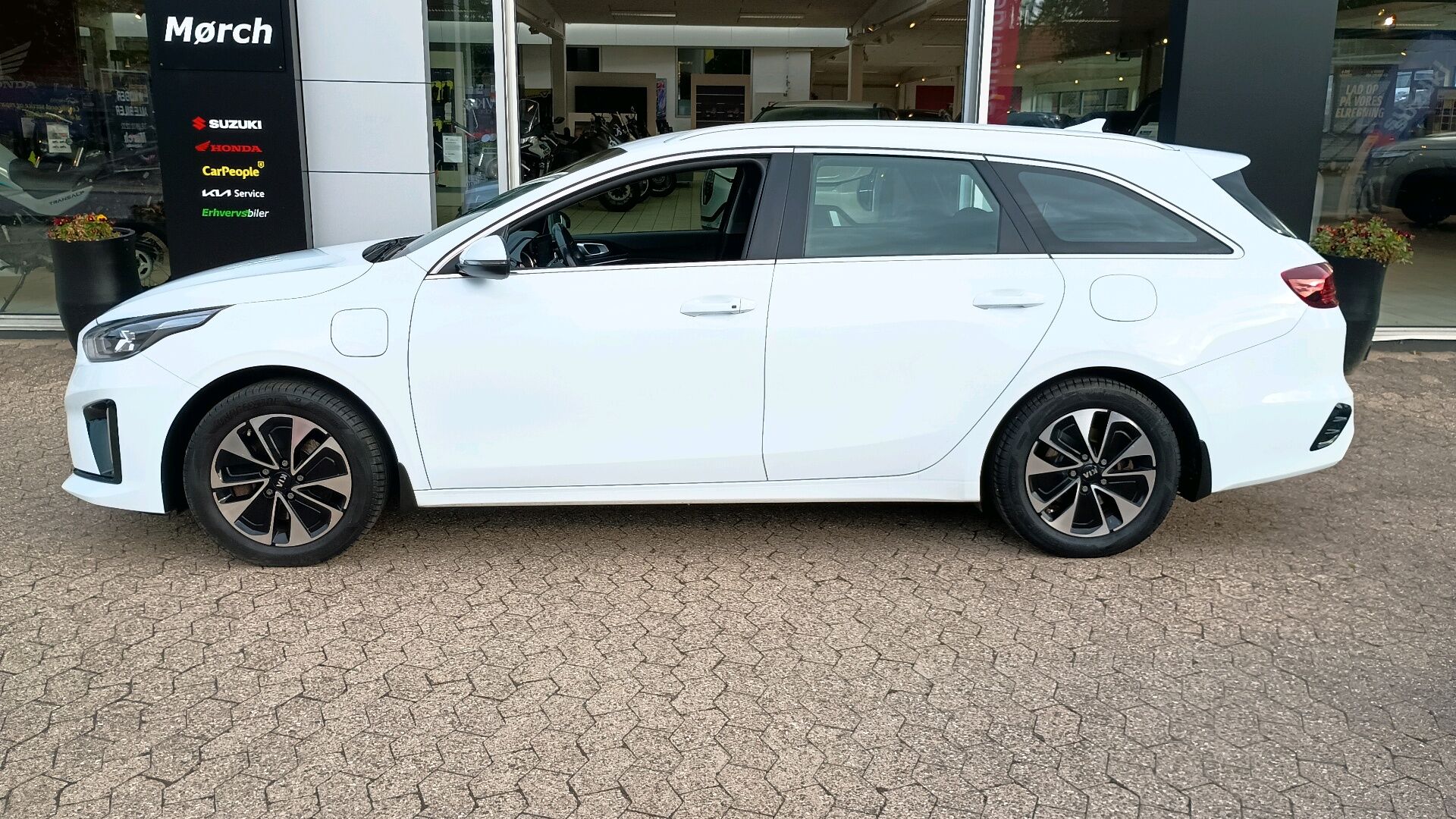 Billede af Kia Ceed SW 1,6 GDI PHEV  Plugin-hybrid Prestige DCT 141HK Stc 6g Aut.