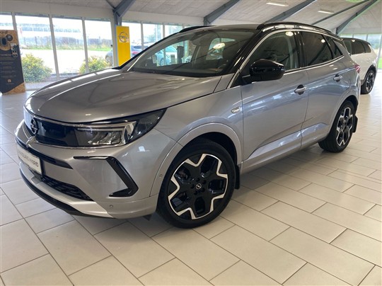 Opel Grandland 1,6 PHEV  Plugin-hybrid Ultimate EAT8 225HK 5d 8g Aut.