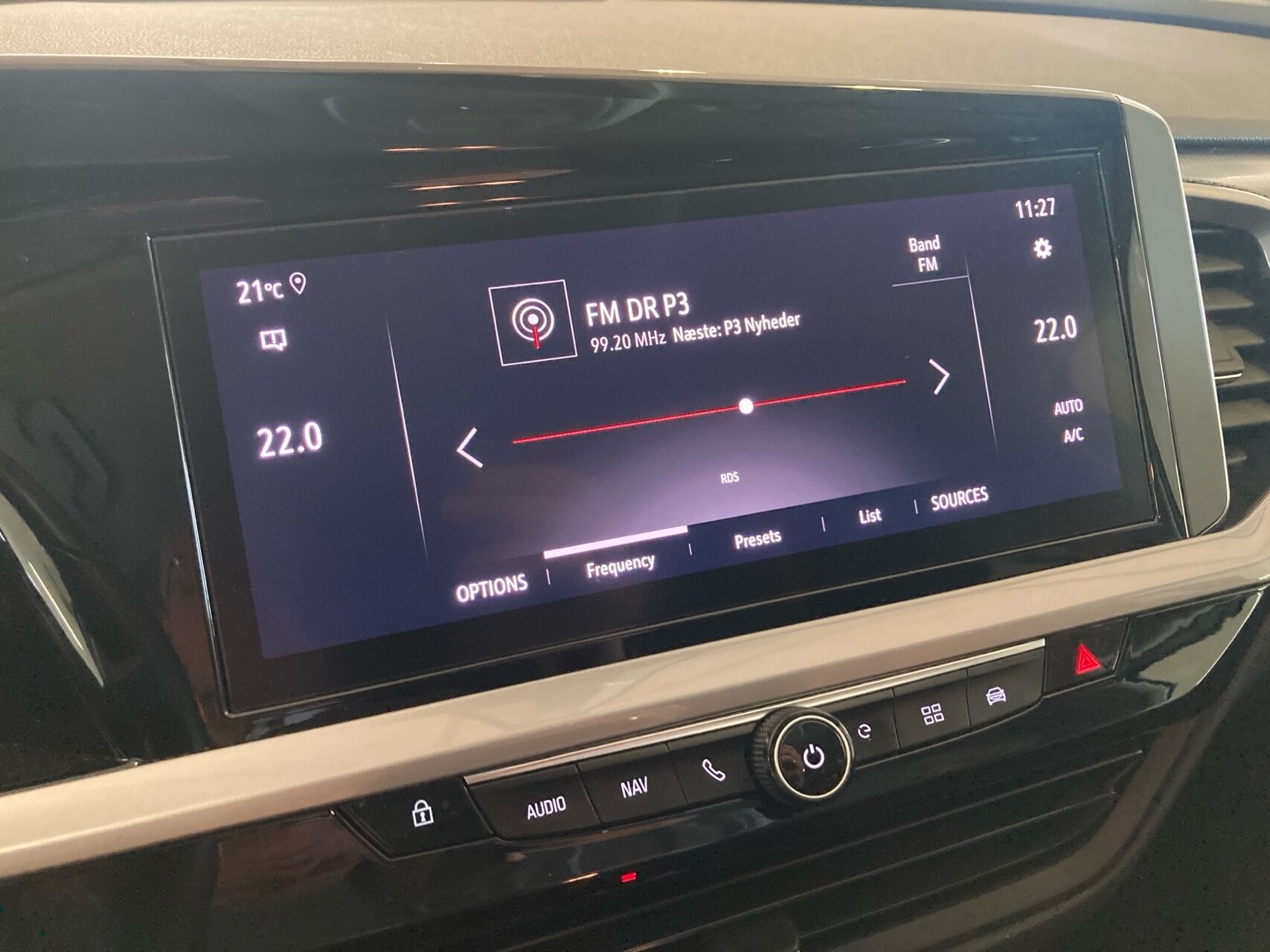 Billede af Opel Grandland 1,6 PHEV  Plugin-hybrid Ultimate EAT8 225HK 5d 8g Aut.