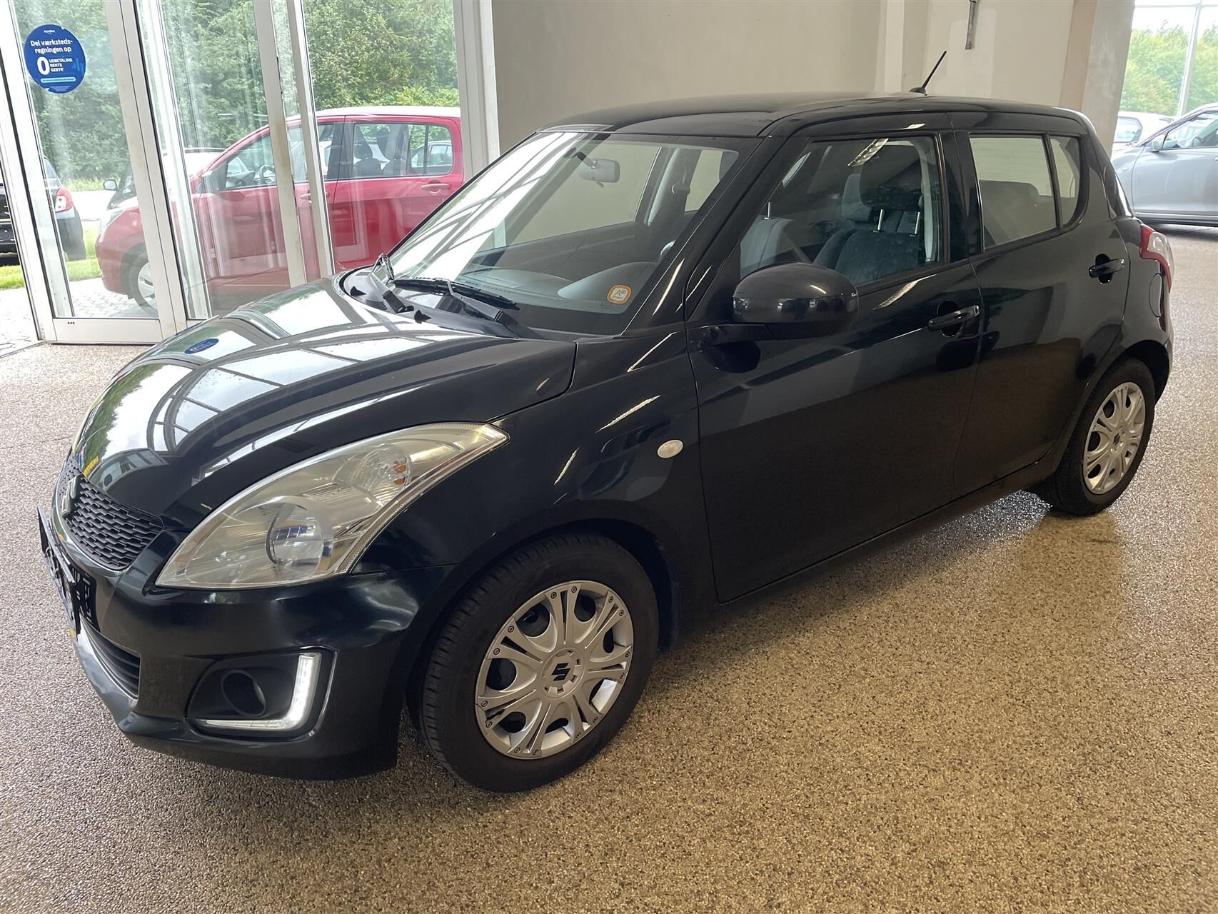Billede af Suzuki Swift 1,2 Dualjet 16V Club 90HK 5d