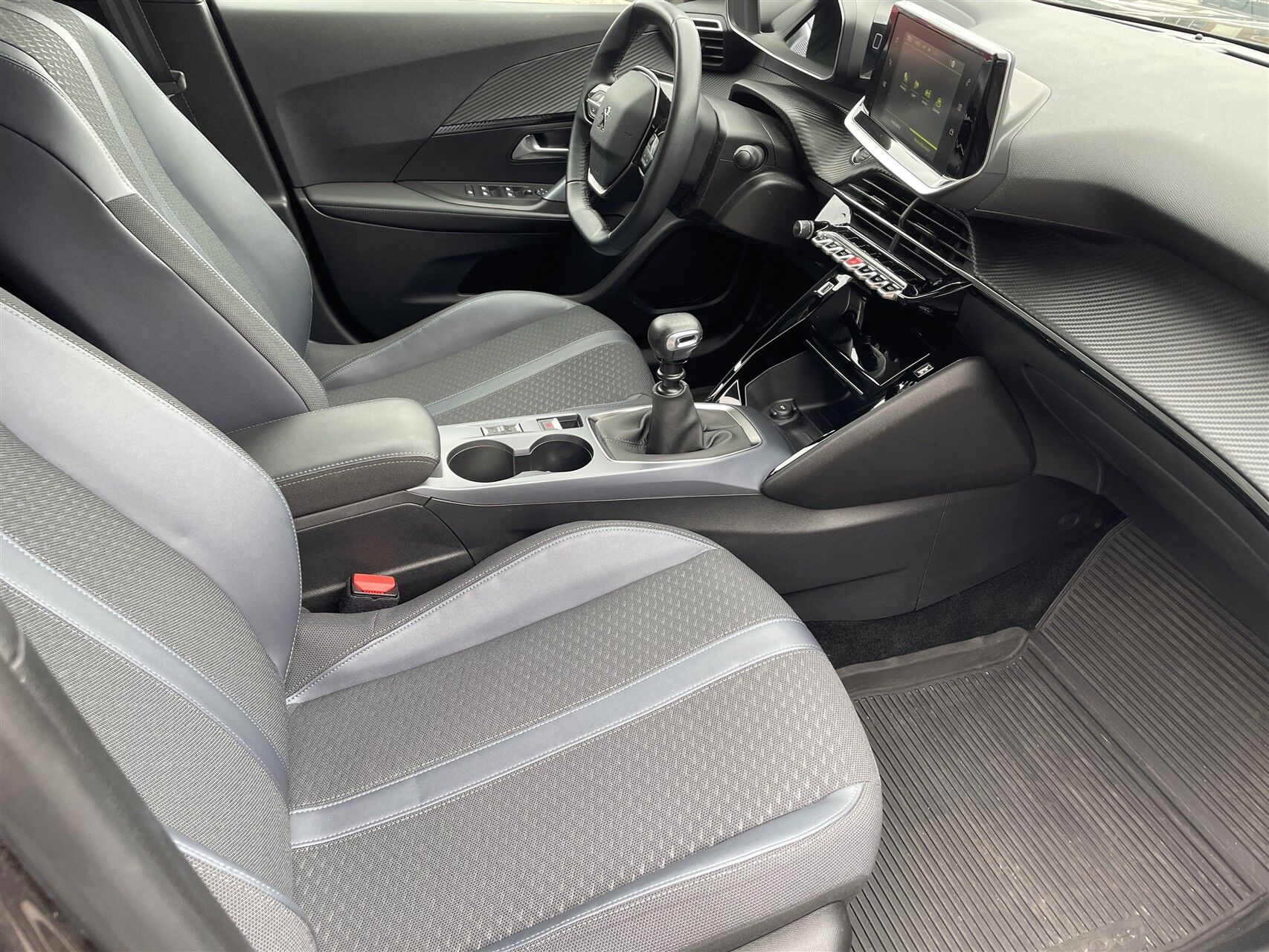 Billede af Peugeot 2008 1,2 PureTech Allure Pack 100HK 5d