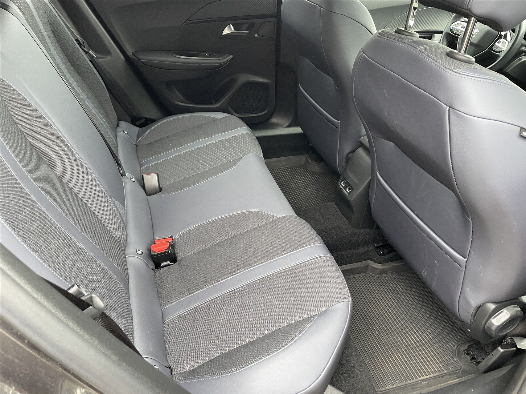Billede af Peugeot 2008 1,2 PureTech Allure Pack 100HK 5d