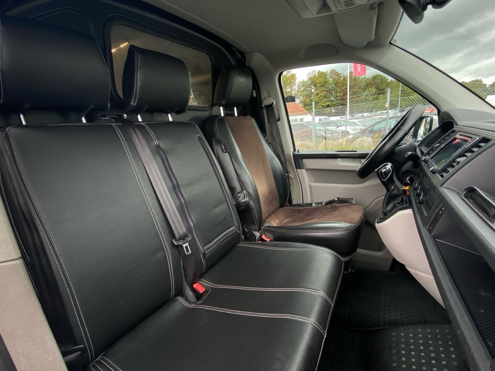 Billede af VW Transporter Lang 2,0 TDI DSG 204HK Van 7g Aut.