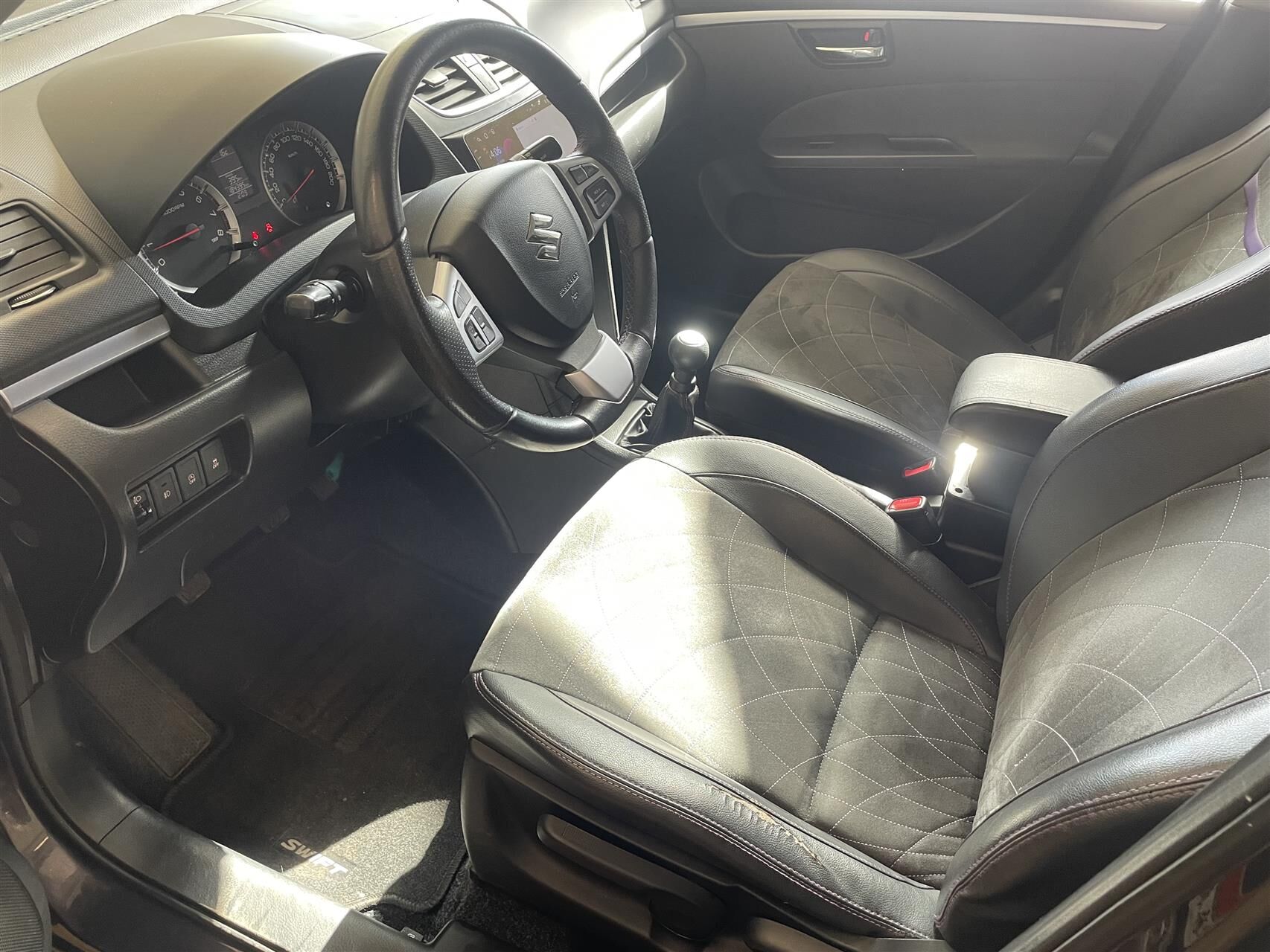 Billede af Suzuki Swift 1,2 Dualjet 16V Style 90HK 5d