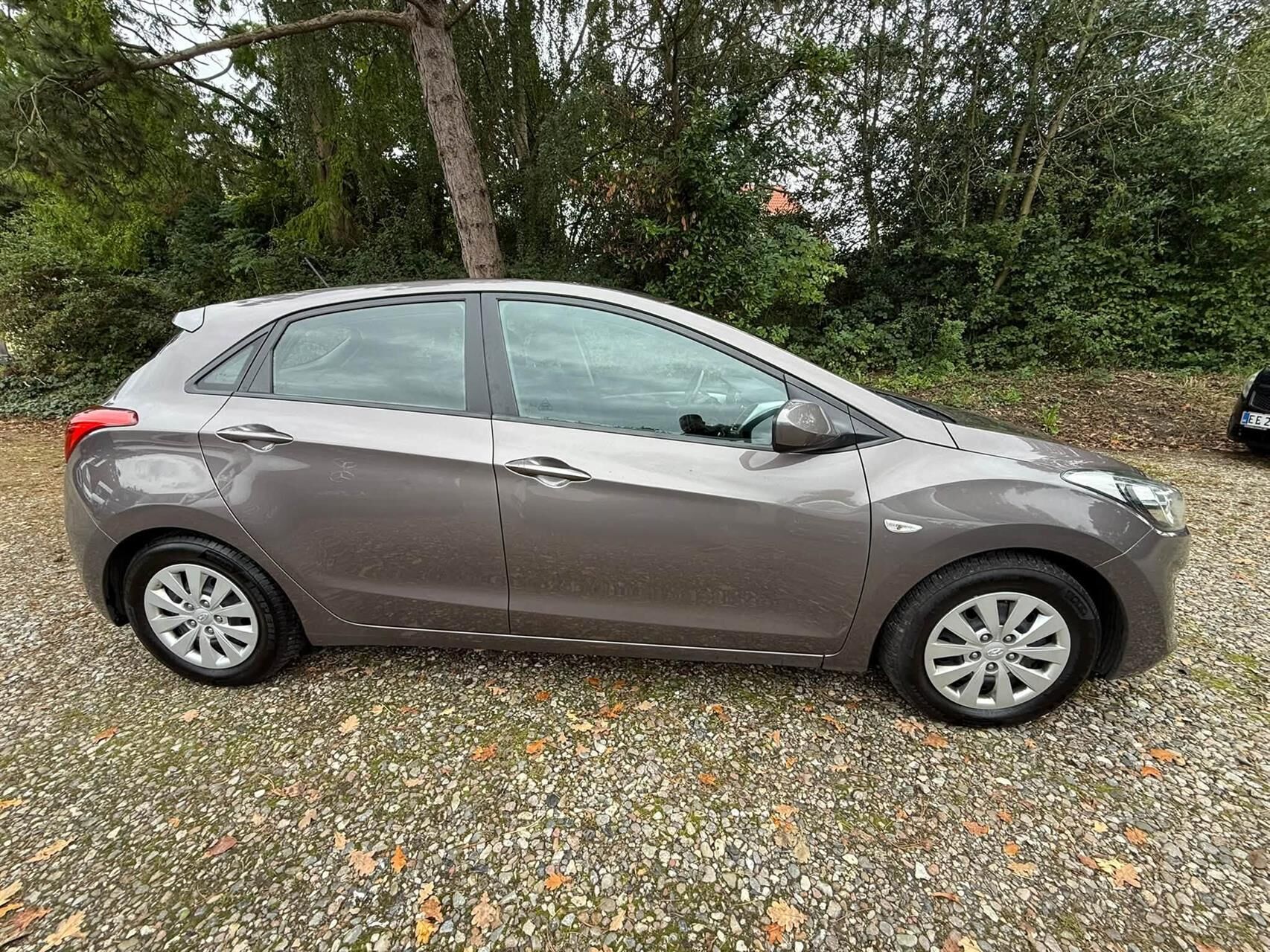 Billede af Hyundai i30 1,6 CRDi Life ISG 110HK 5d 6g
