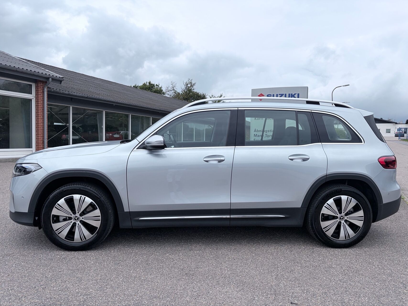 Billede af Mercedes-Benz EQB 300 EL 4Matic 228HK 5d Aut.