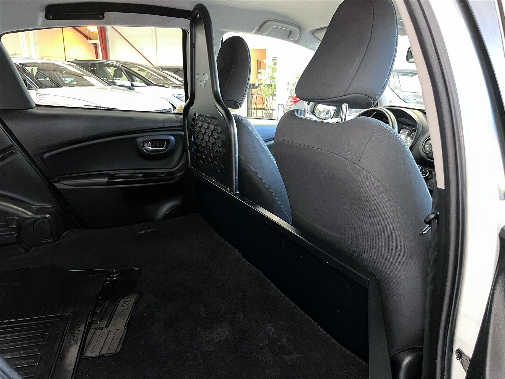 Billede af Toyota Yaris 1,5 Hybrid H3 Smartpakke E-CVT 100HK 5d Trinl. Gear