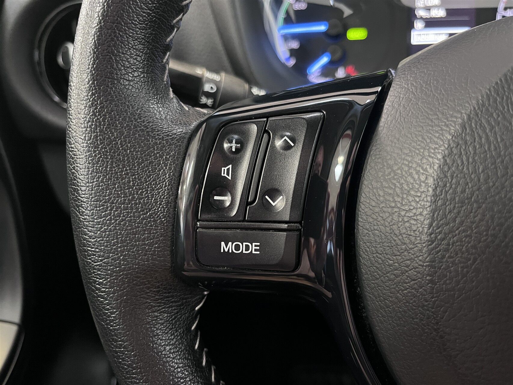 Billede af Toyota Yaris 1,5 Hybrid H3 Smartpakke E-CVT 100HK 5d Trinl. Gear