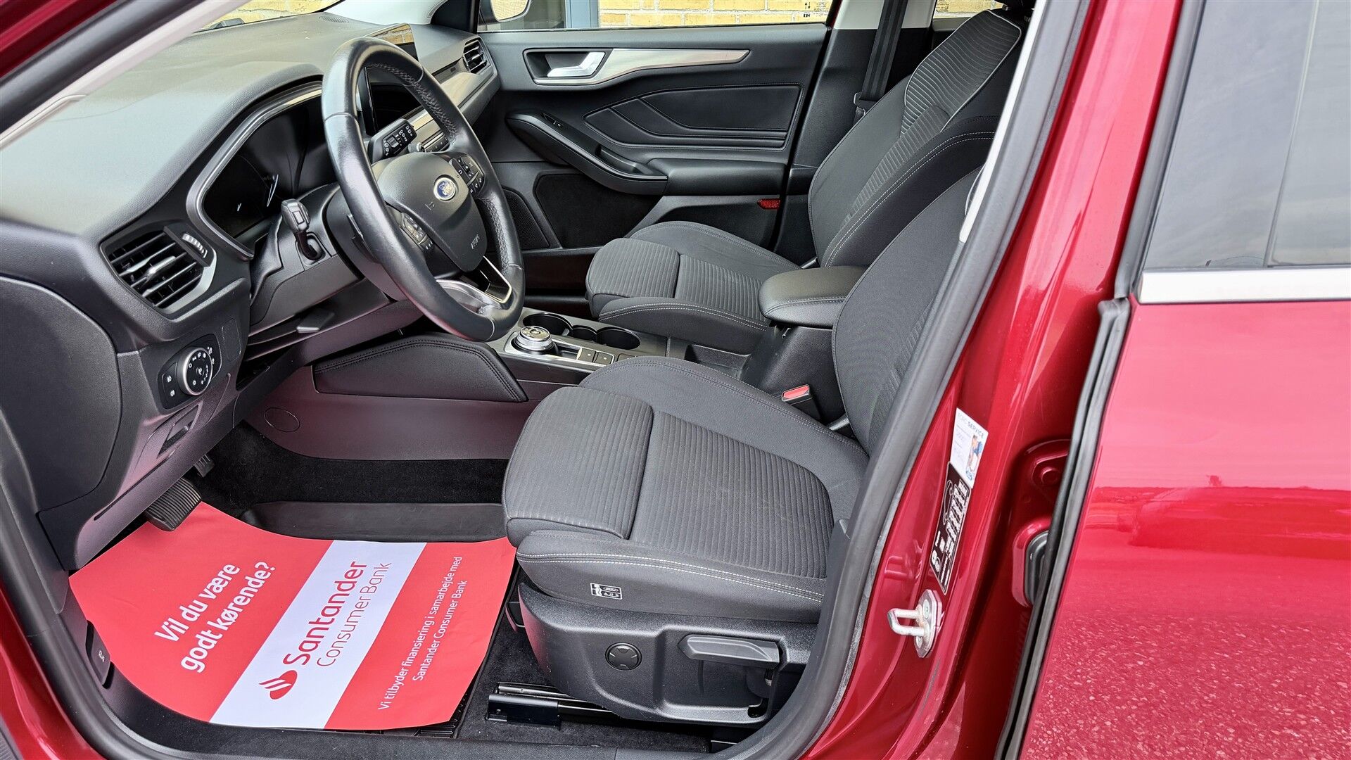 Billede af Ford Focus 1,5 EcoBlue Titanium Business 120HK Stc 8g Aut.